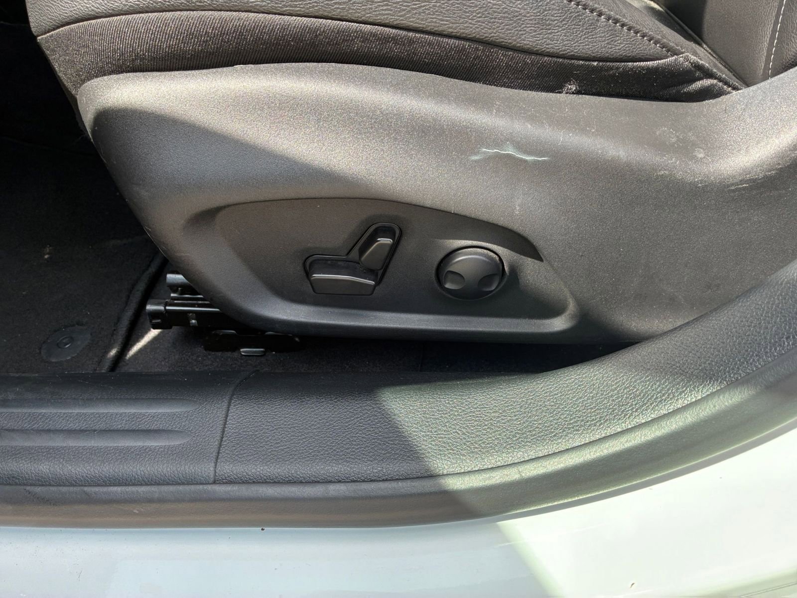 Thumbnail: 2025 Jeep Compass - 23