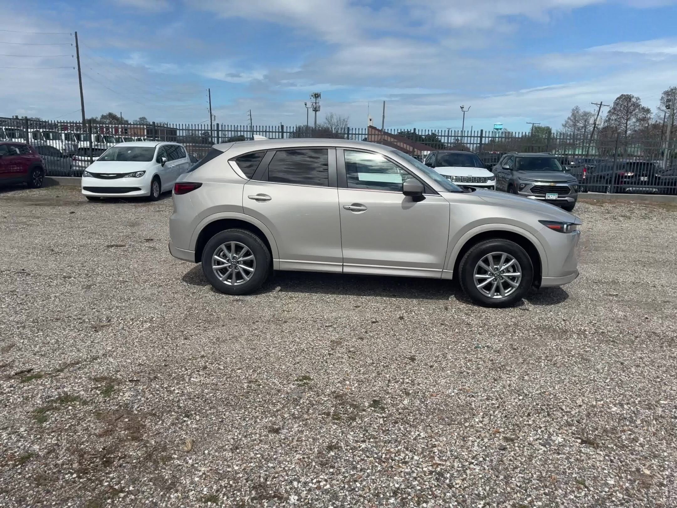 Thumbnail: 2025 Mazda CX-5 - 4