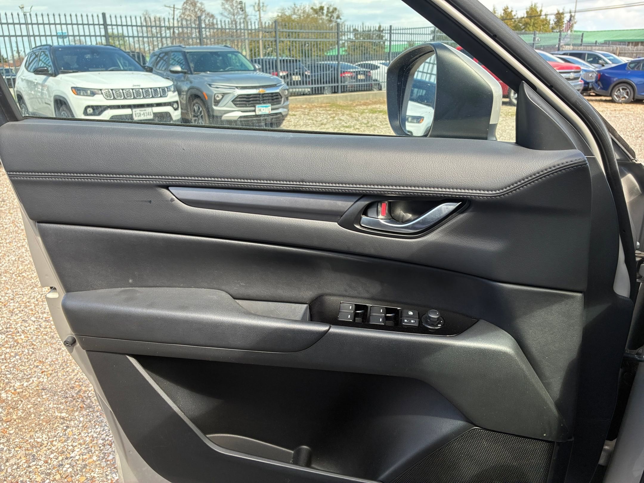 Thumbnail: 2025 Mazda CX-5 - 15