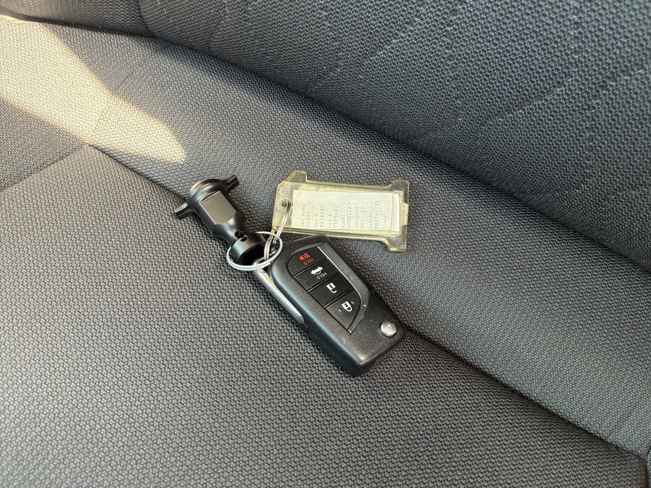 Thumbnail: 2025 Toyota Corolla - 23