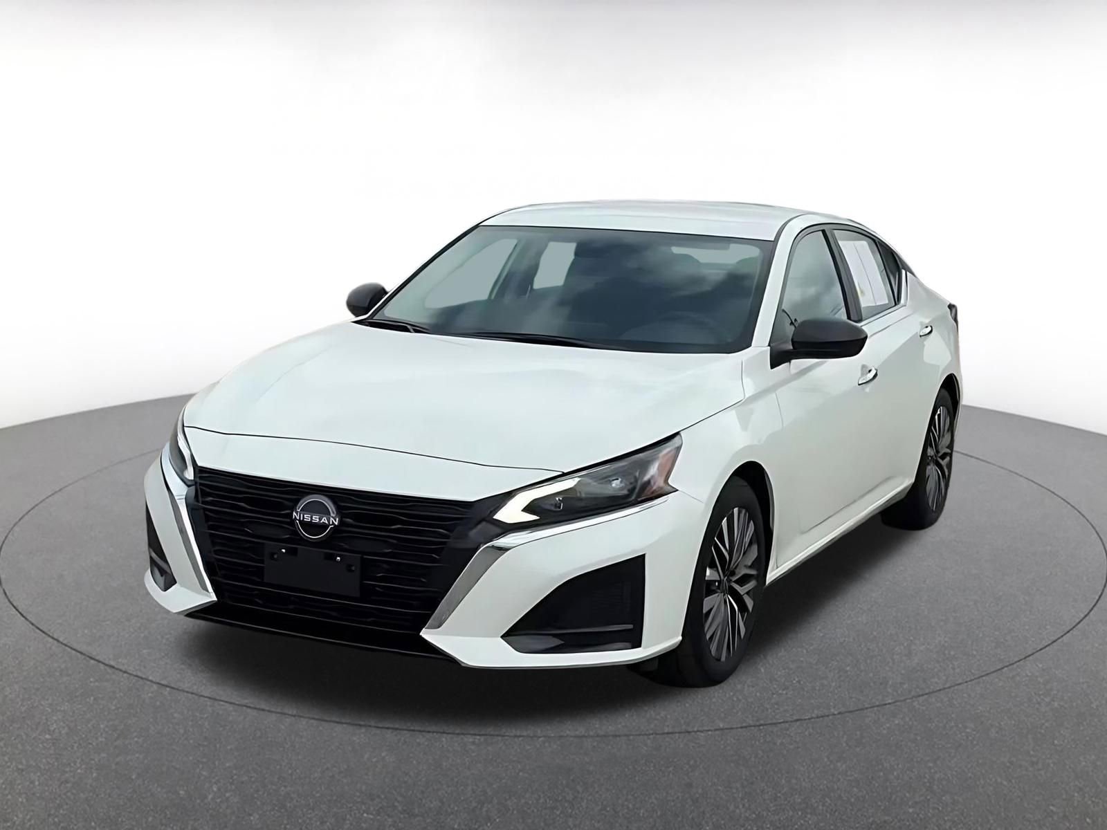 Thumbnail: 2025 Nissan Altima - 7