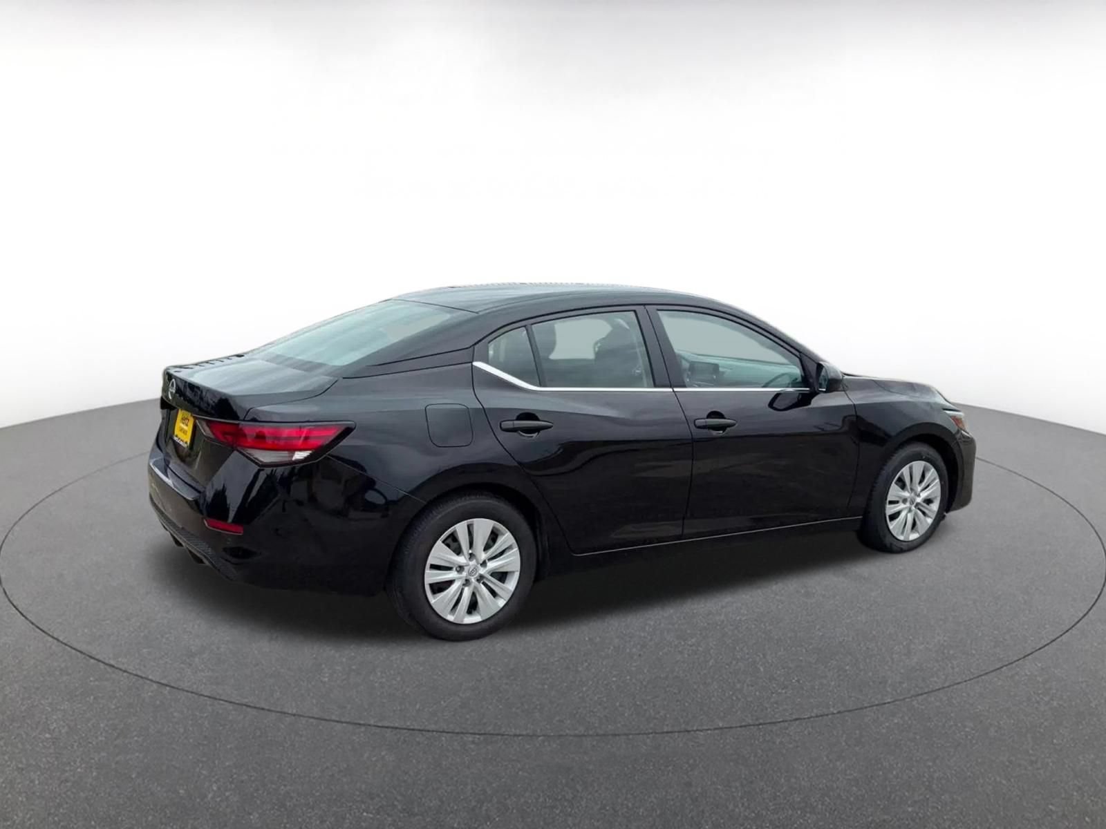 Thumbnail: 2025 Nissan Sentra - 15
