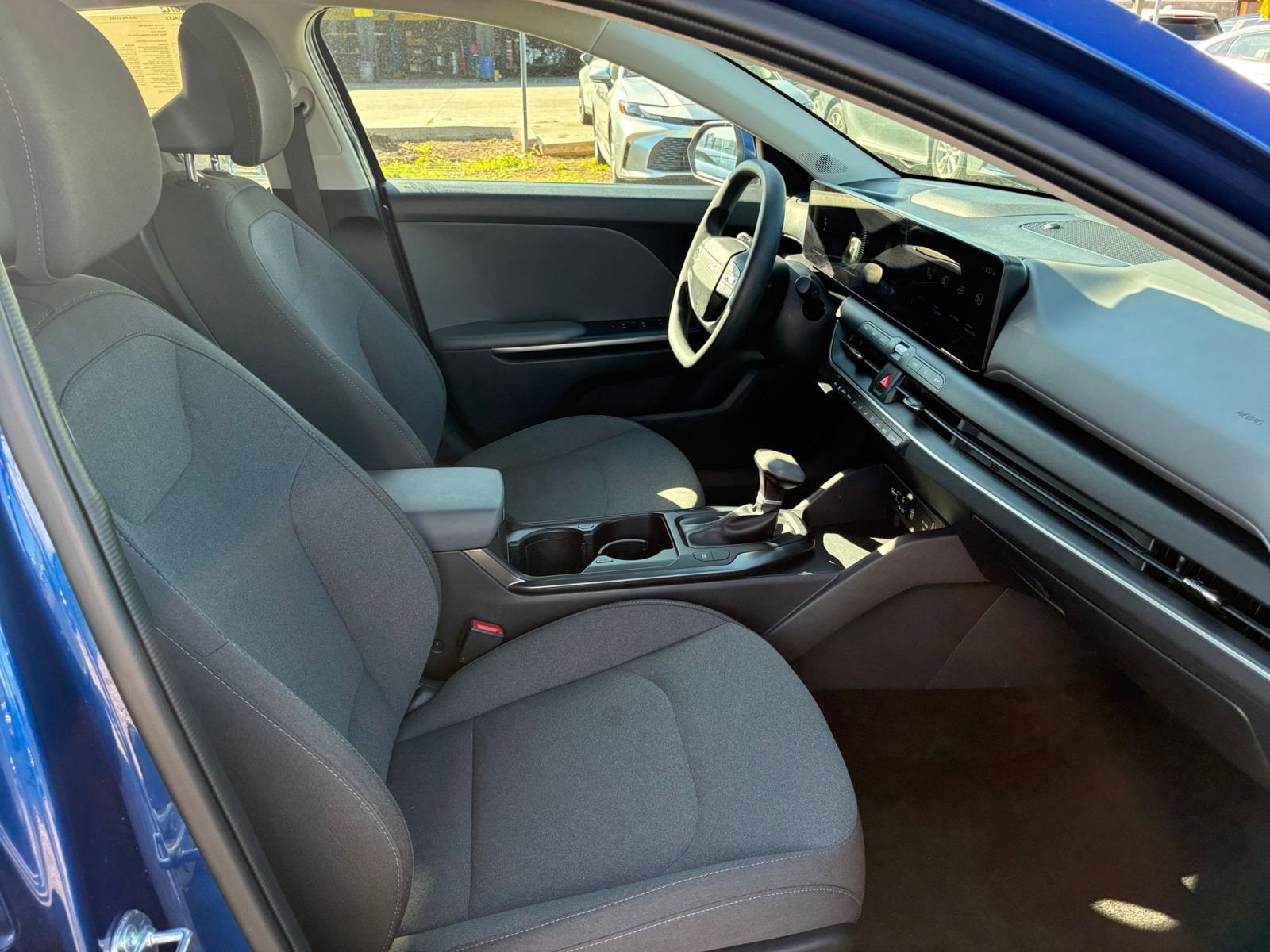 Thumbnail: 2025 Kia K4 - 34