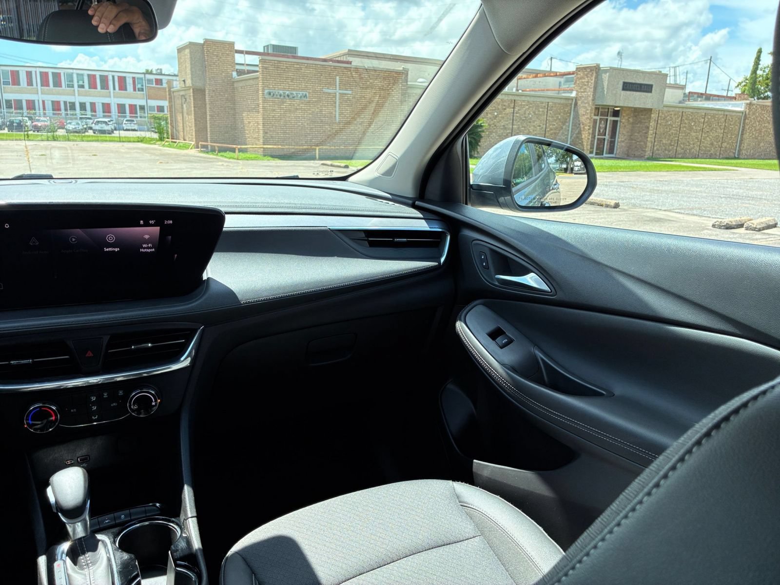Thumbnail: 2026 Buick Encore GX - 34