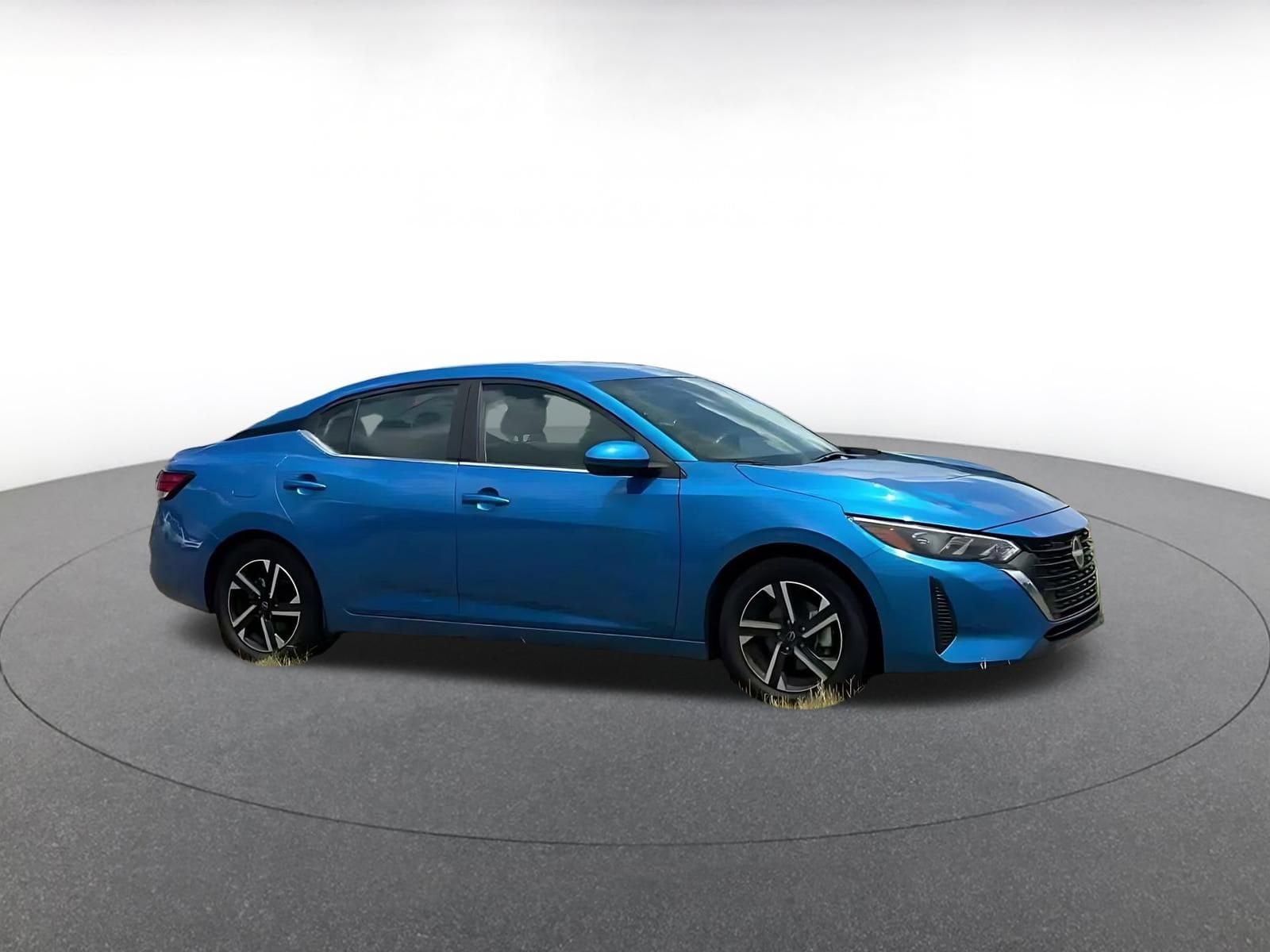 Thumbnail: 2025 Nissan Sentra - 2