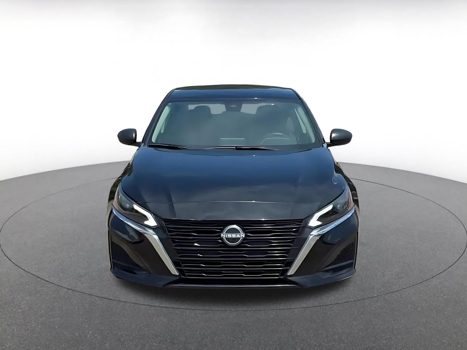 Thumbnail: 2025 Nissan Altima - 4