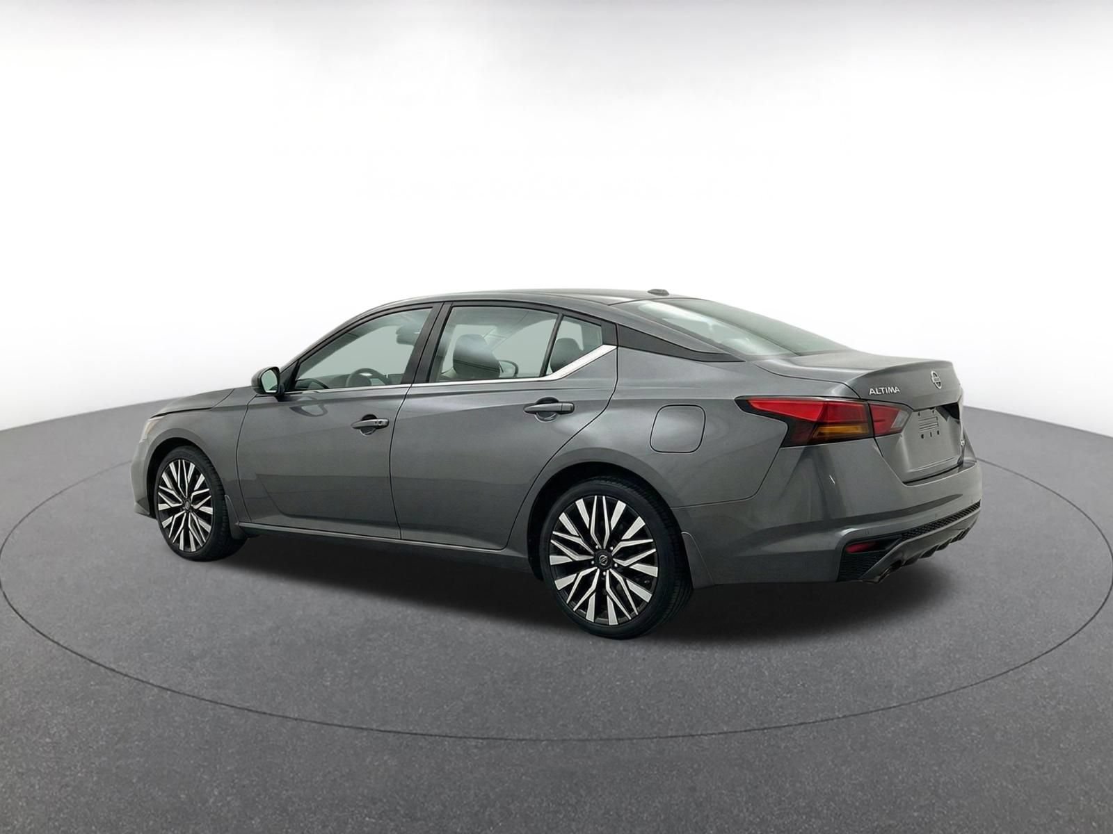 Thumbnail: 2025 Nissan Altima - 7