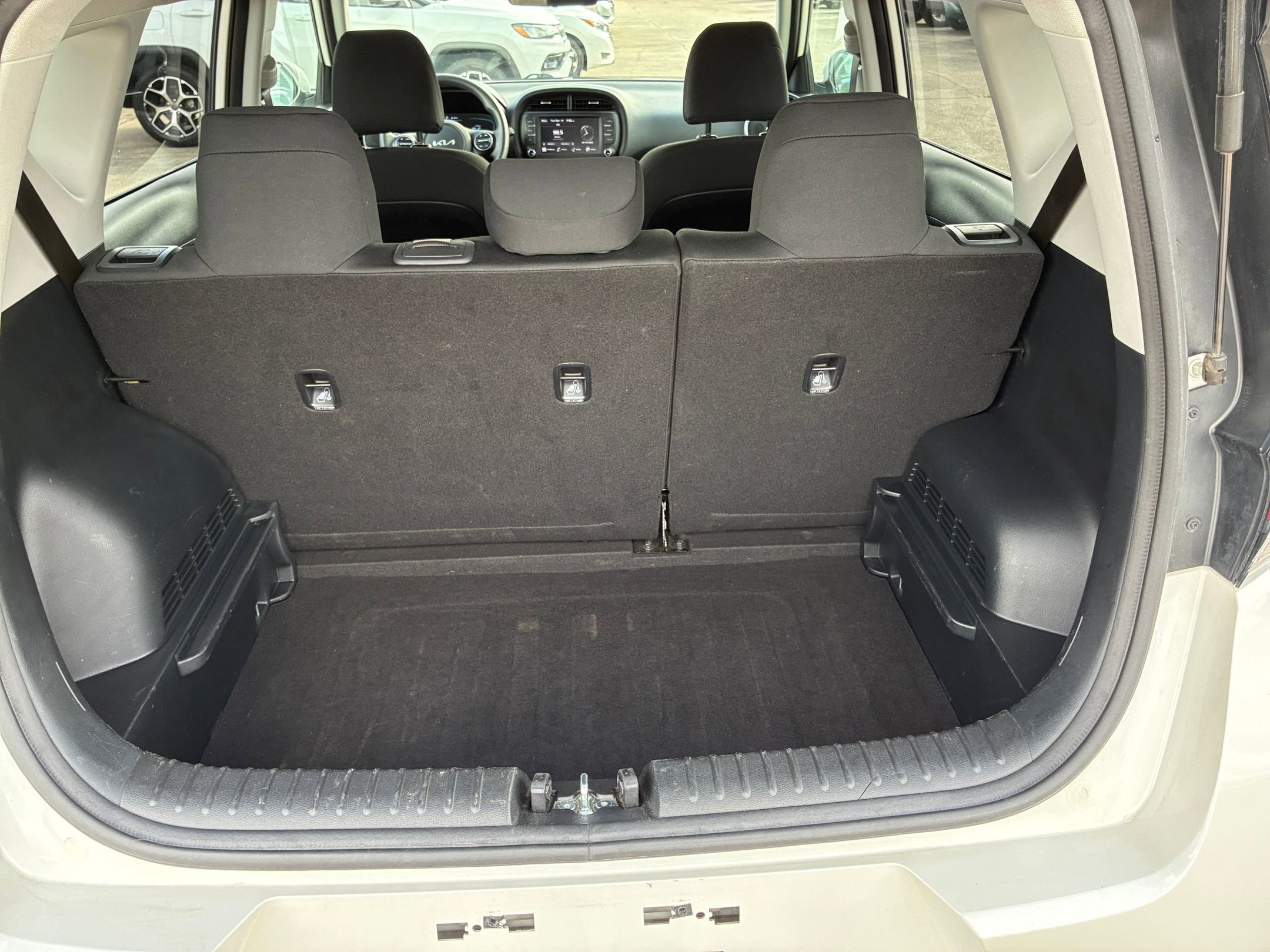 Thumbnail: 2025 Kia Soul - 24