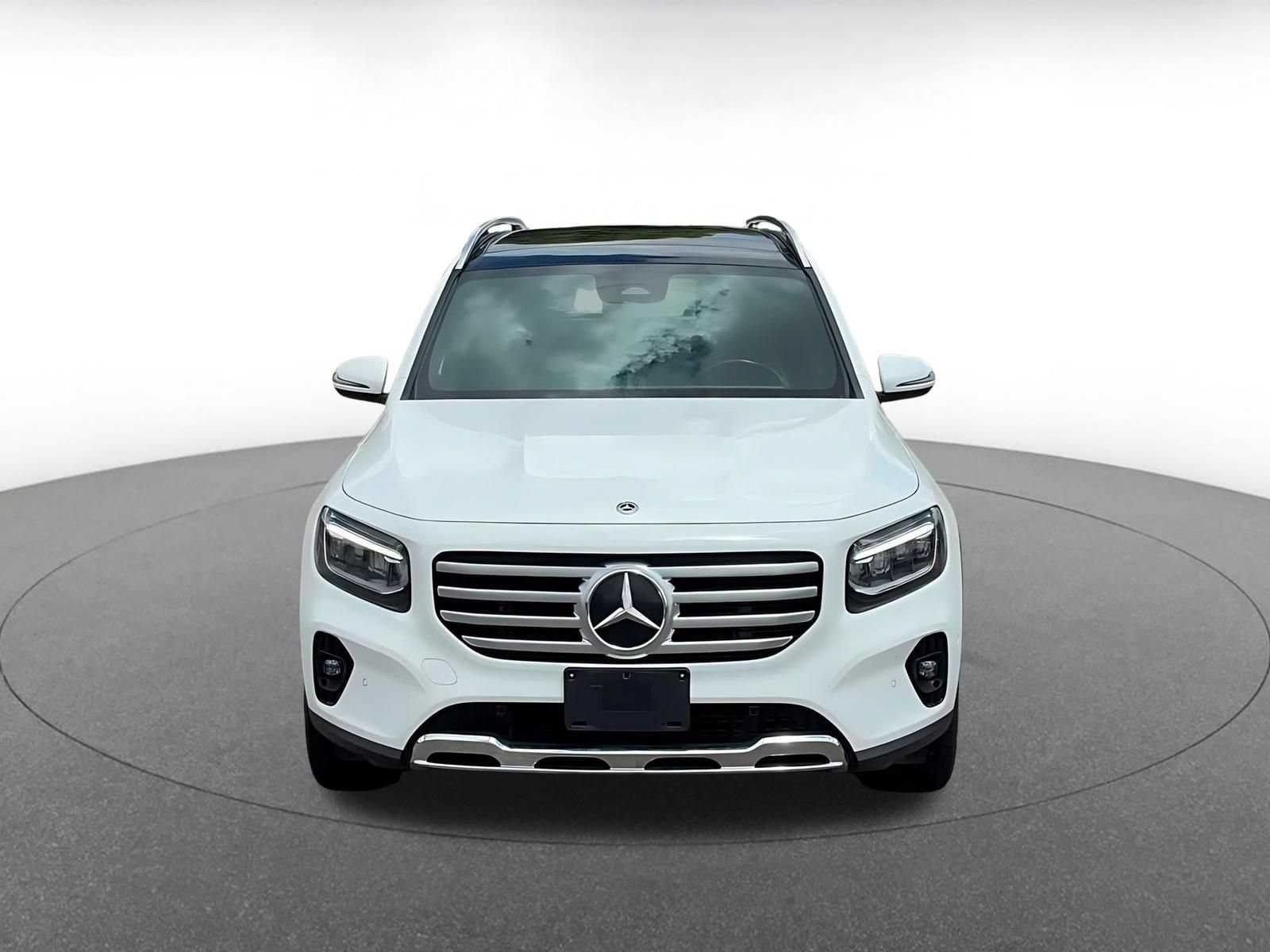 Thumbnail: 2025 Mercedes-Benz GLB - 4