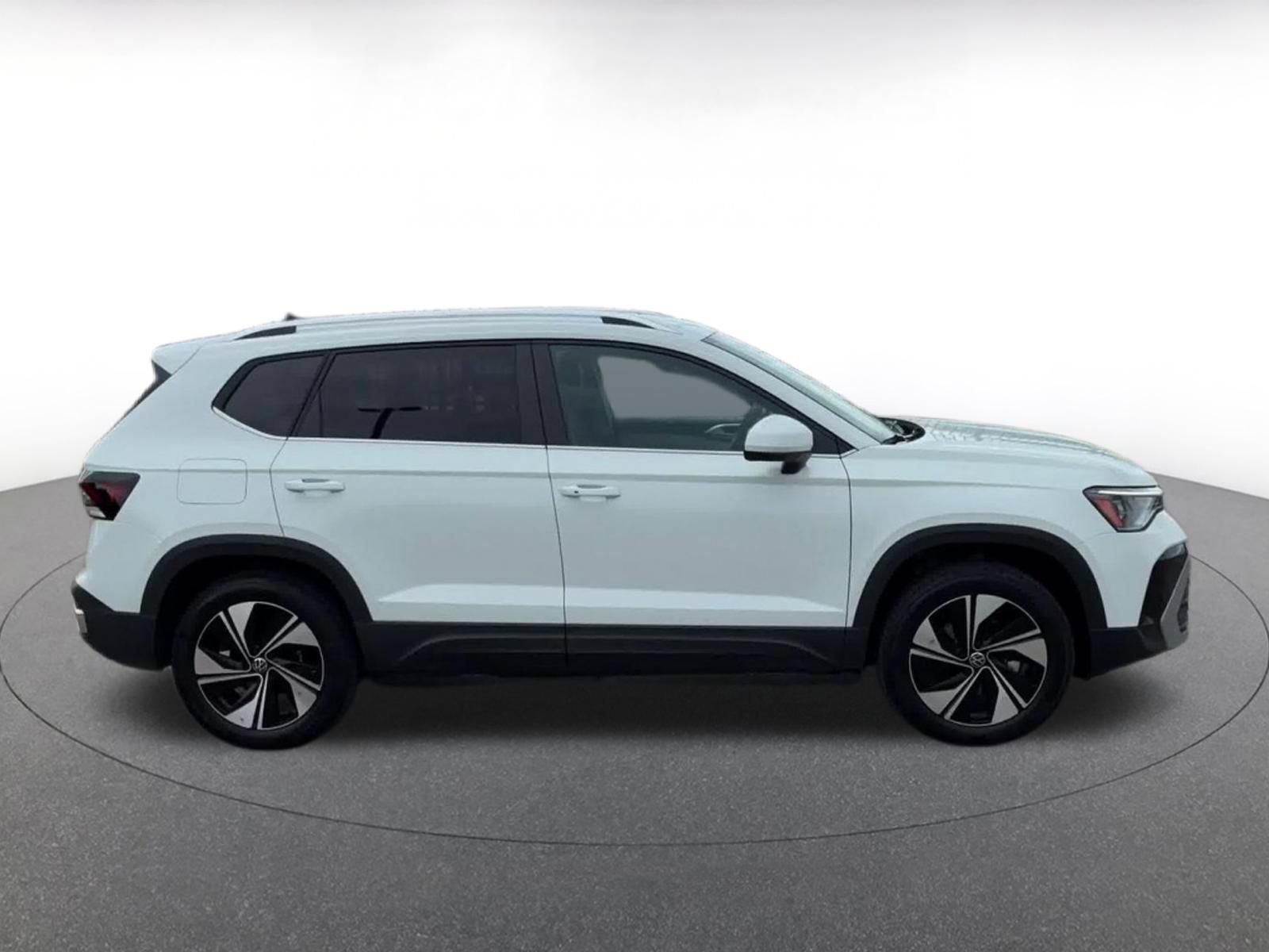 Thumbnail: 2026 Volkswagen Taos - 16