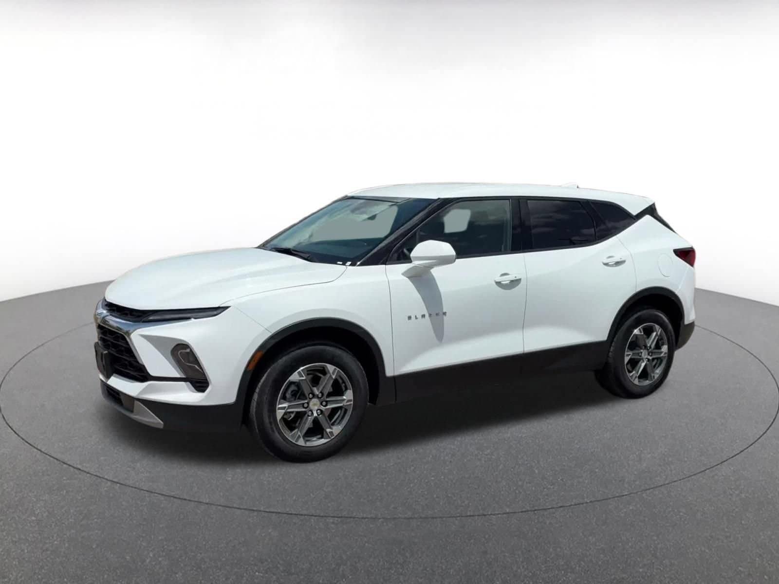 Thumbnail: 2025 Chevrolet Blazer - 6