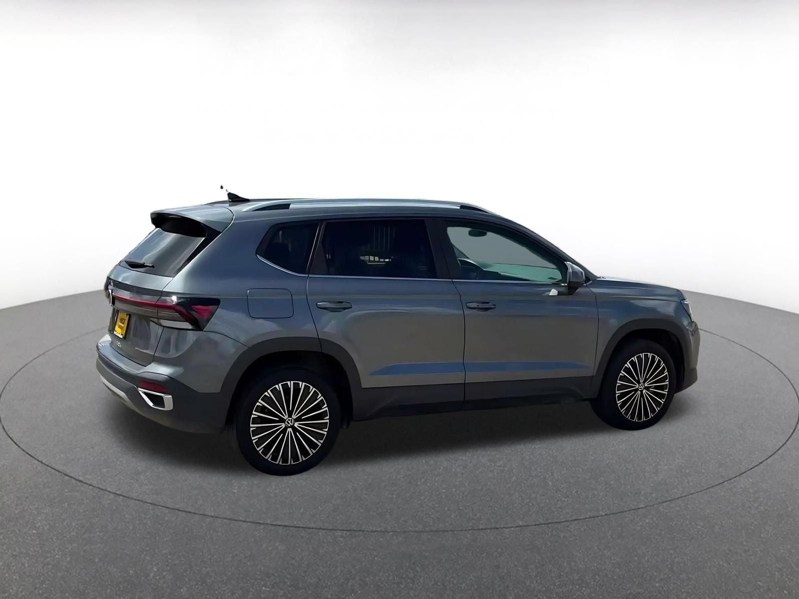 Thumbnail: 2026 Volkswagen Taos - 15