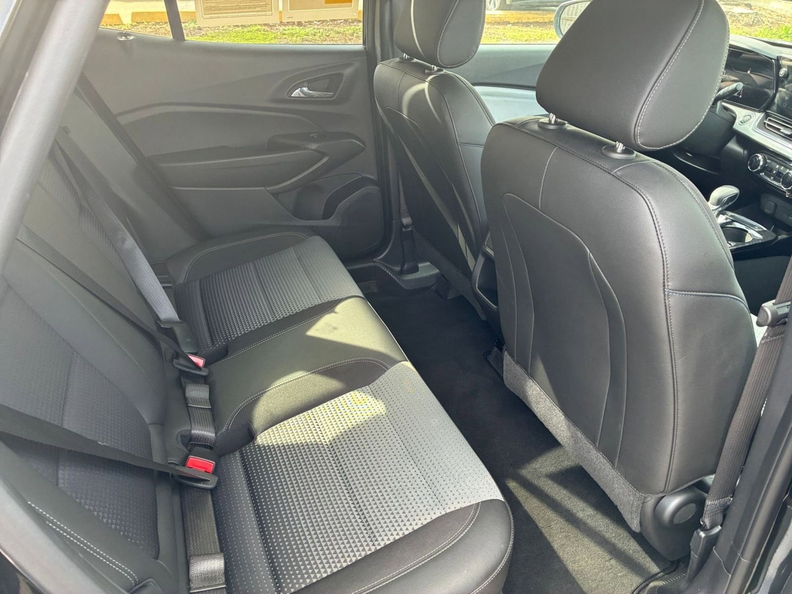 Thumbnail: 2025 Chevrolet Trax - 29