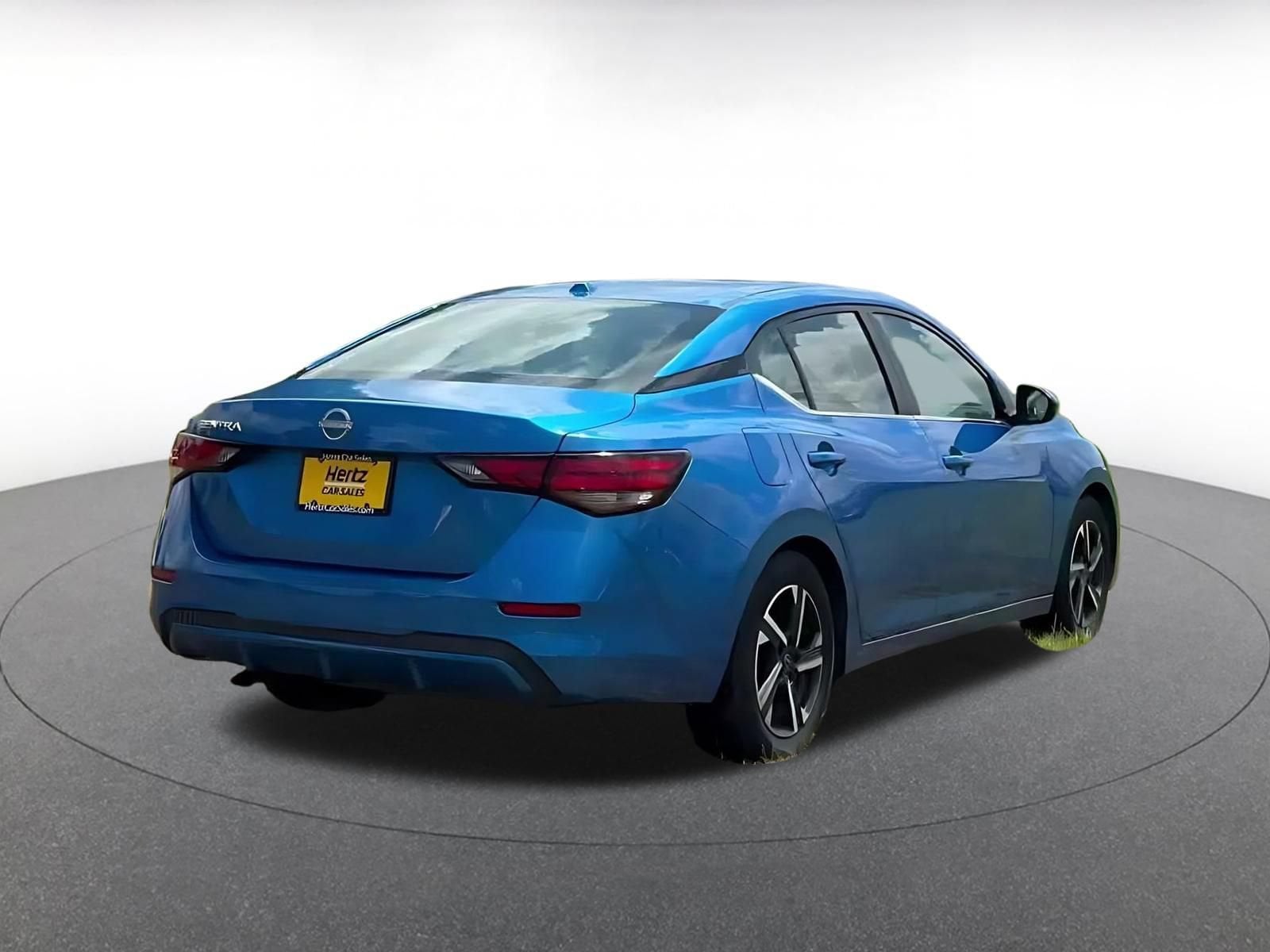 Thumbnail: 2025 Nissan Sentra - 12