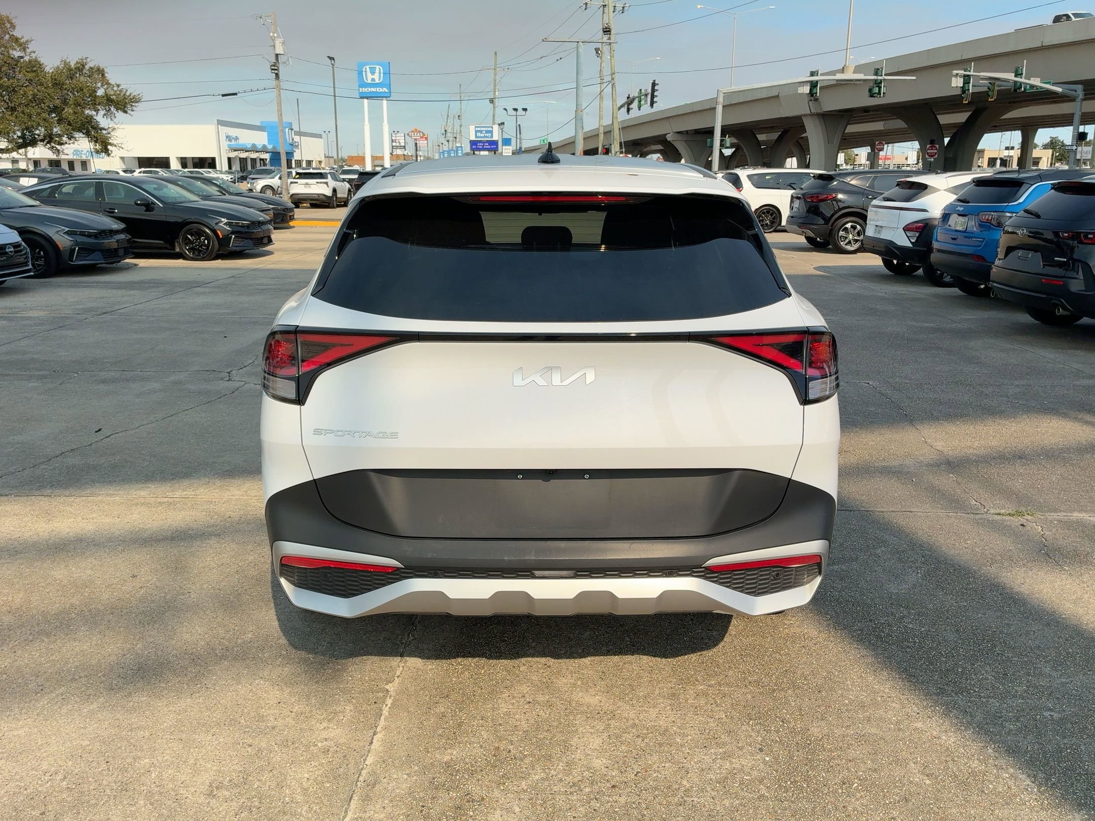 Thumbnail: 2025 Kia Sportage - 8