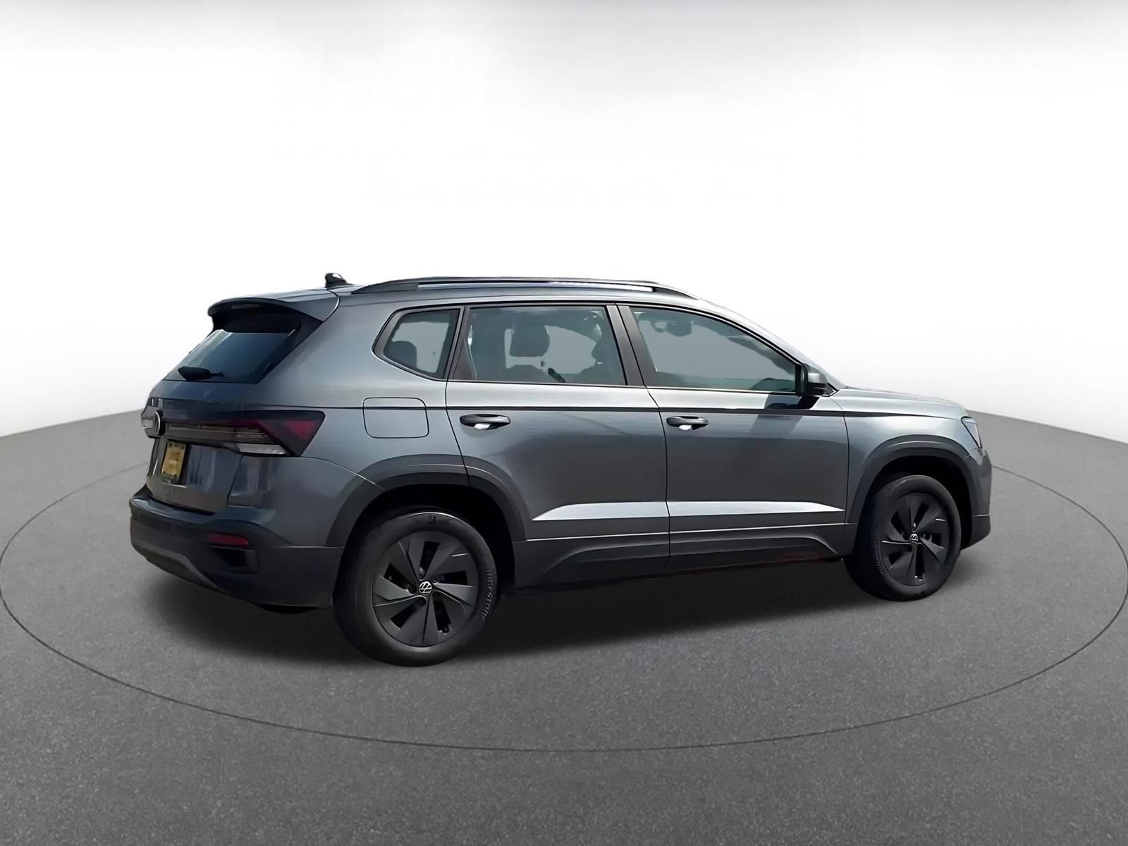 Thumbnail: 2026 Volkswagen Taos - 15