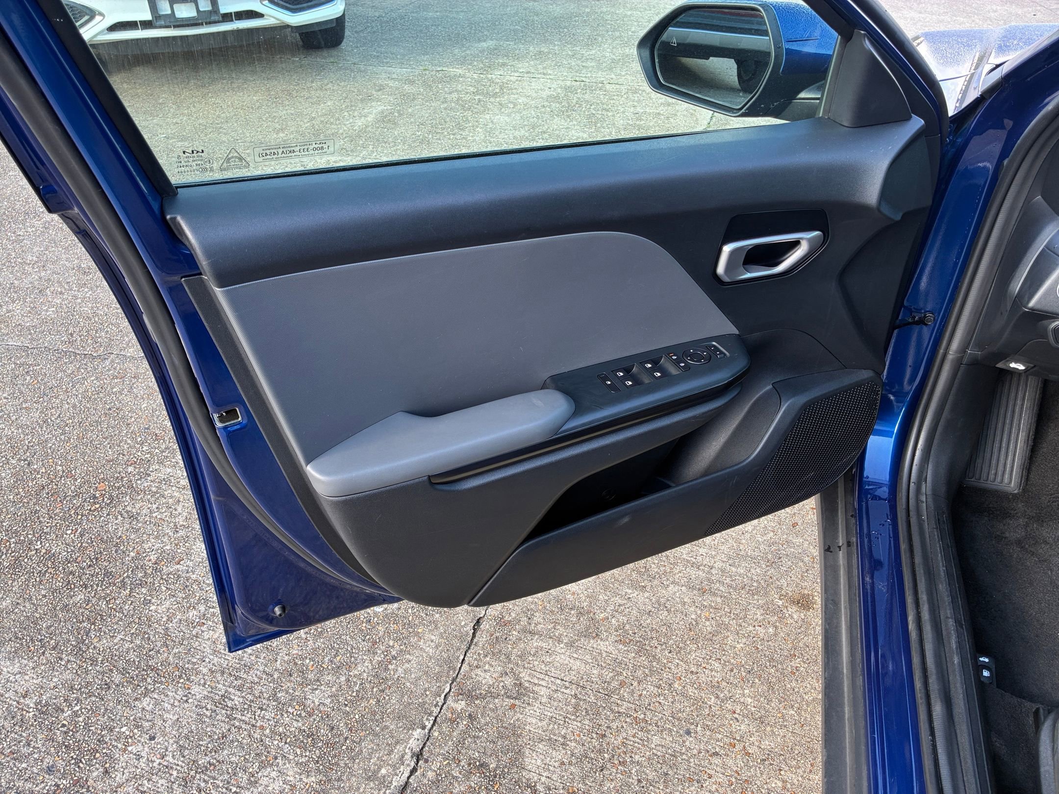 Thumbnail: 2025 Kia K4 - 15