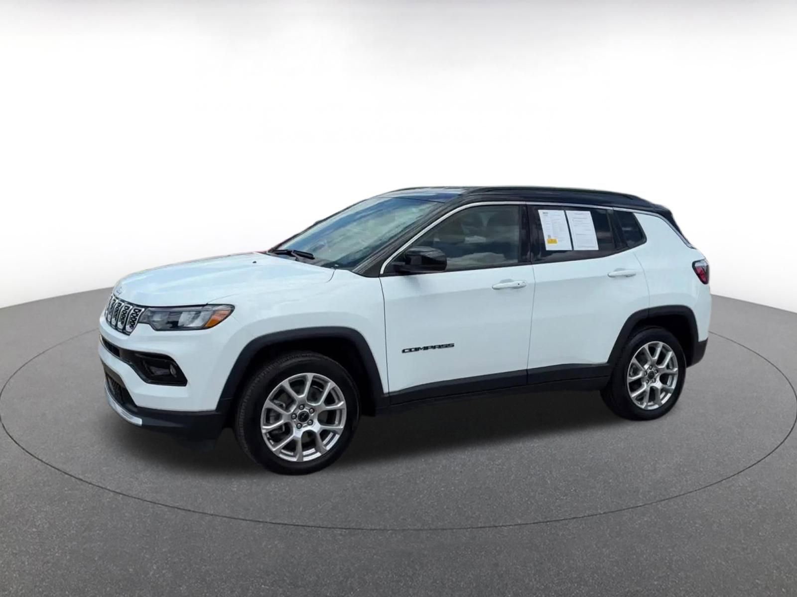 Thumbnail: 2025 Jeep Compass - 8