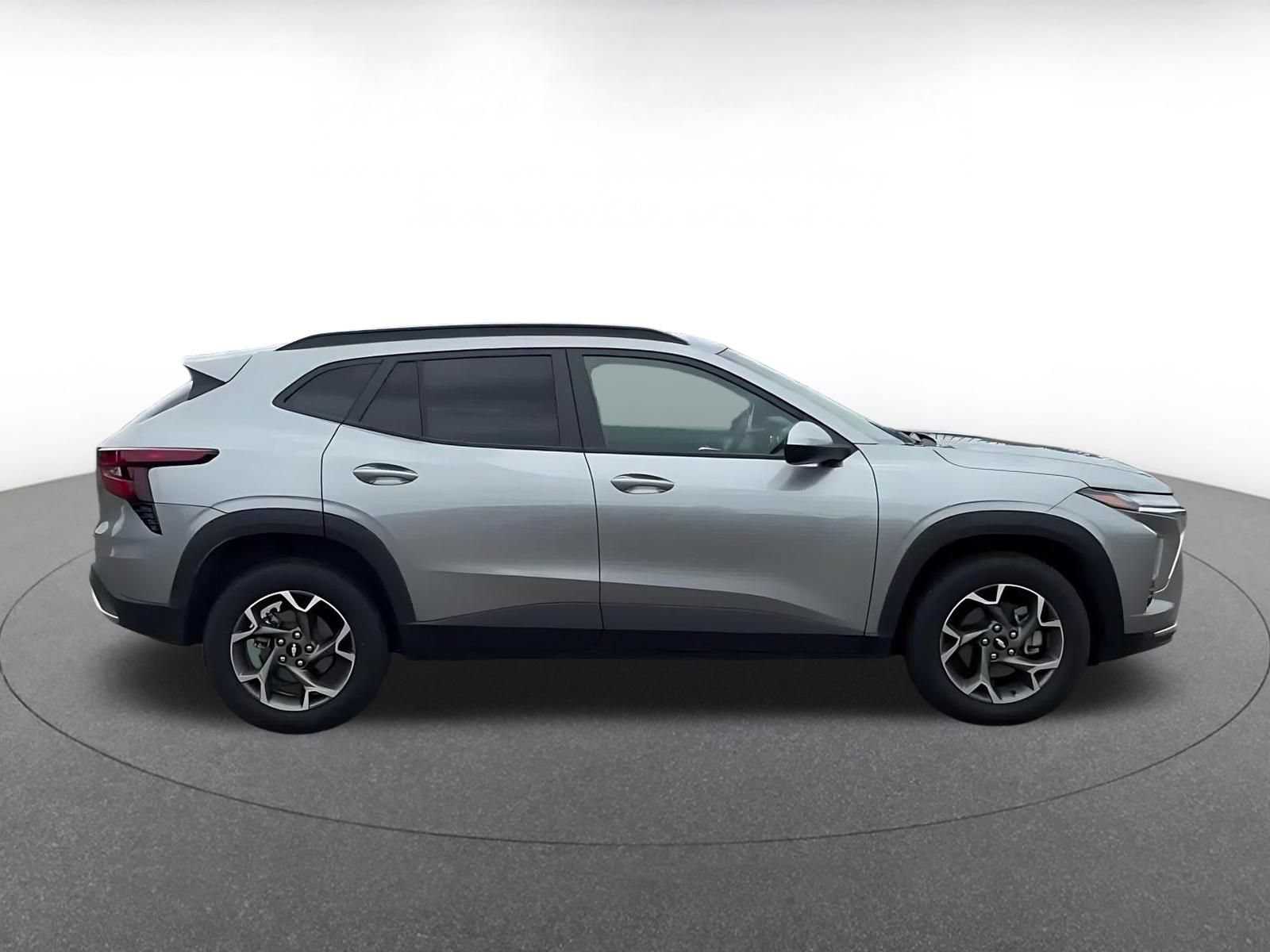 Thumbnail: 2025 Chevrolet Trax - 16