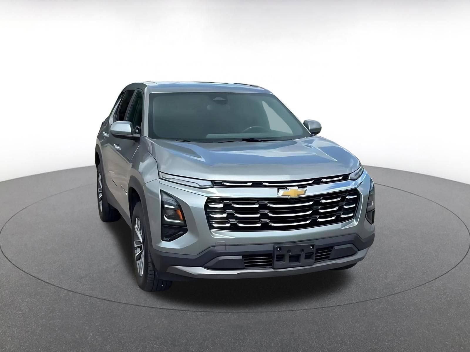 Thumbnail: 2025 Chevrolet Equinox - 3