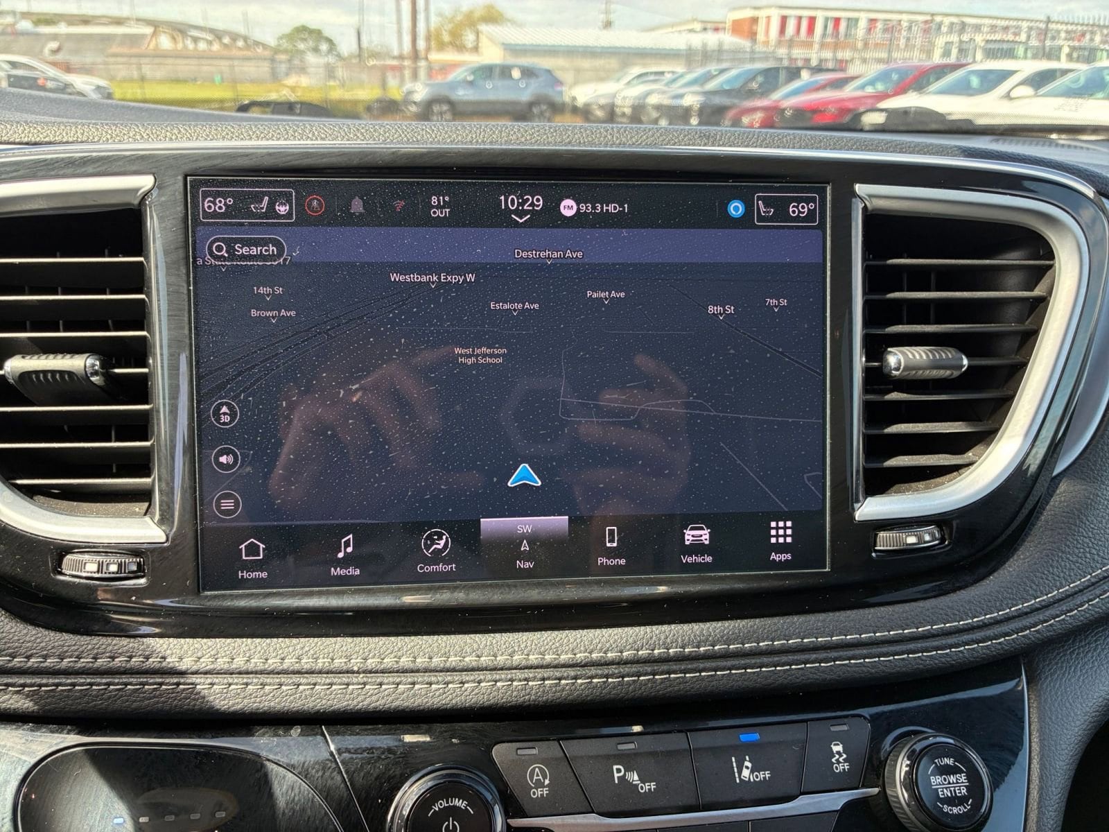 Thumbnail: 2025 Chrysler Pacifica - 20