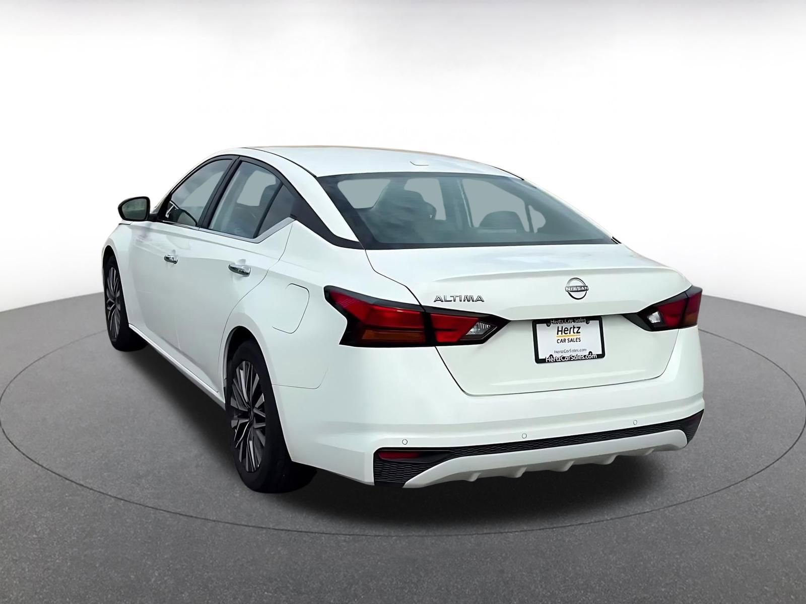 Thumbnail: 2025 Nissan Altima - 11