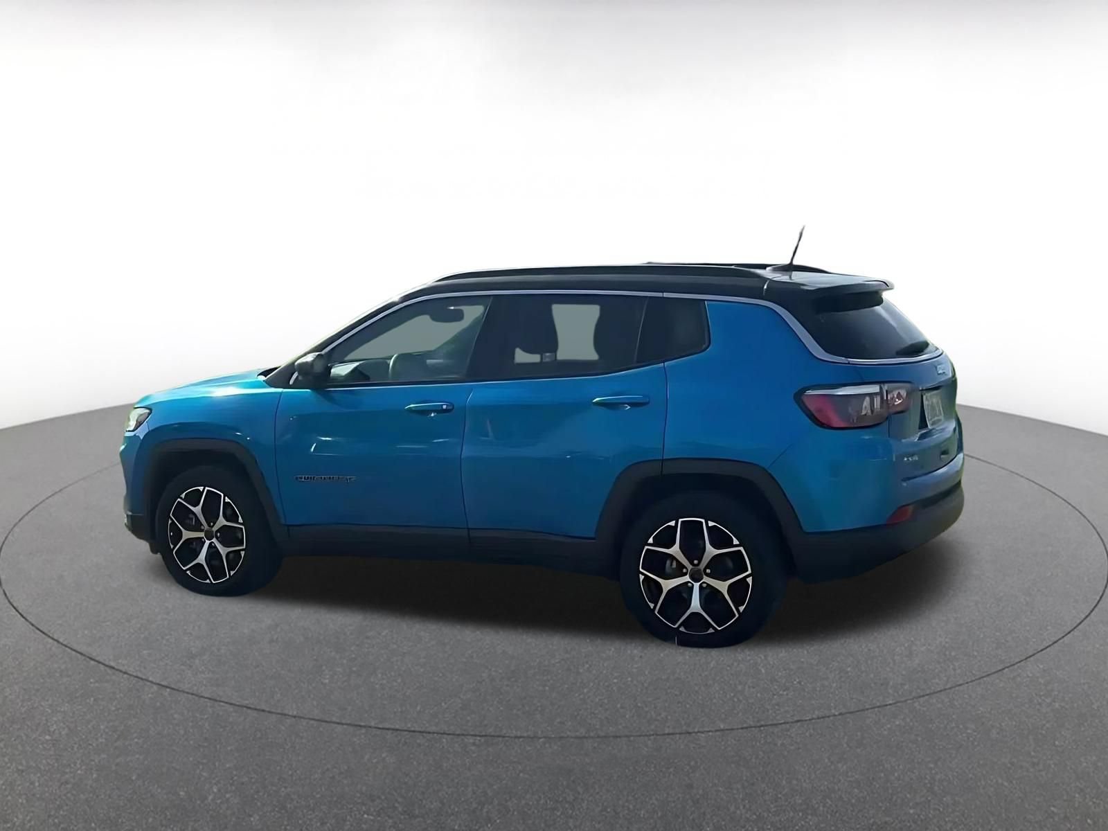 Thumbnail: 2025 Jeep Compass - 8