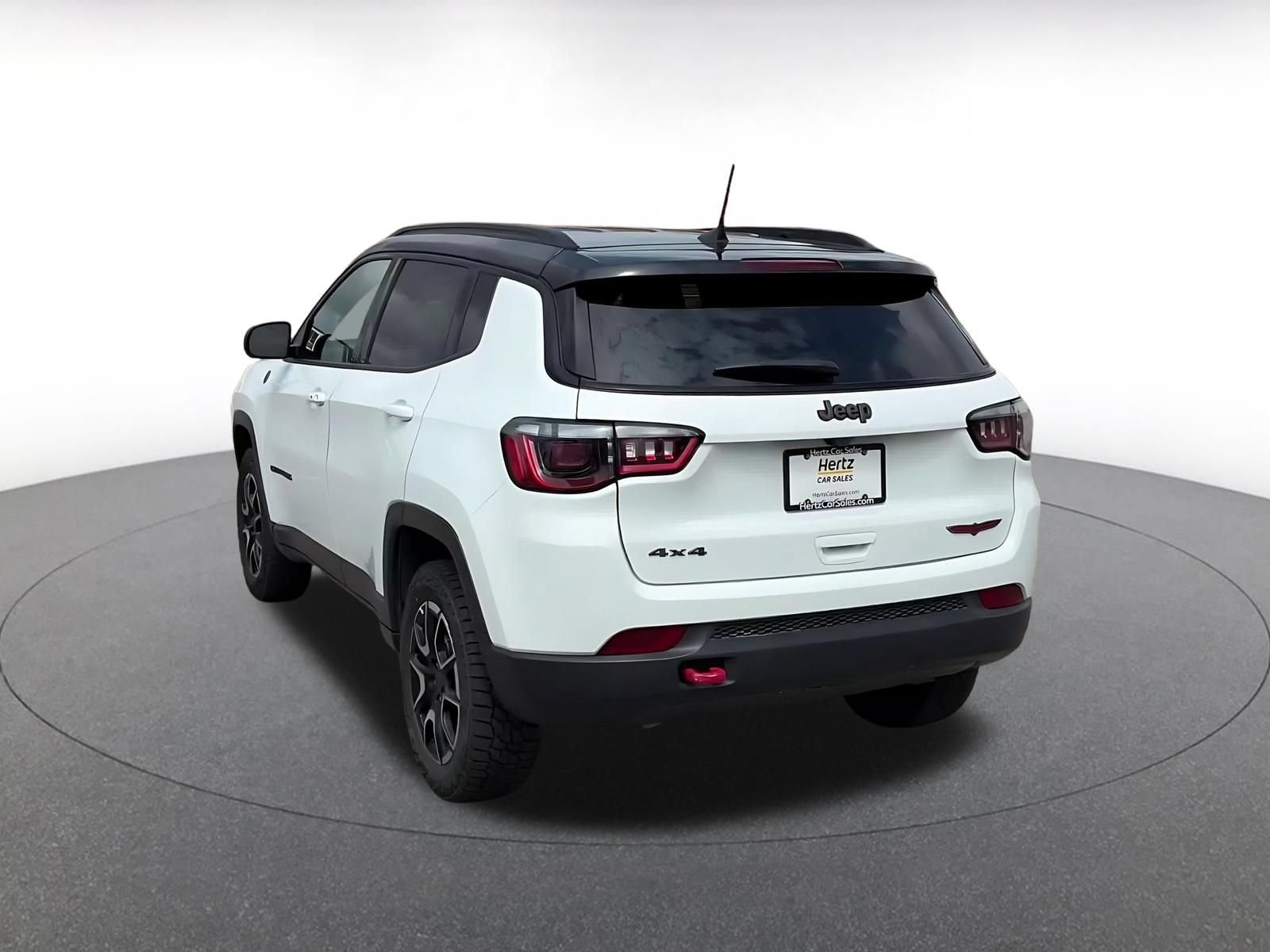 Thumbnail: 2025 Jeep Compass - 11