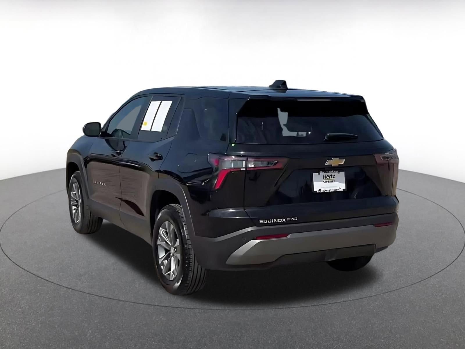 Thumbnail: 2025 Chevrolet Equinox - 10