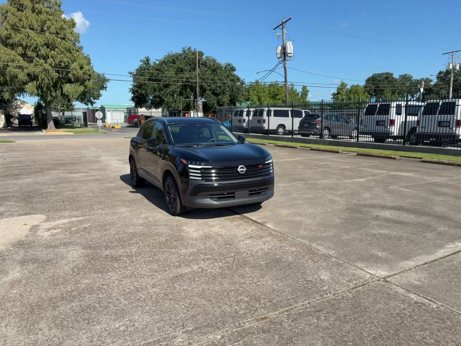 Thumbnail: 2026 Nissan Kicks - 3