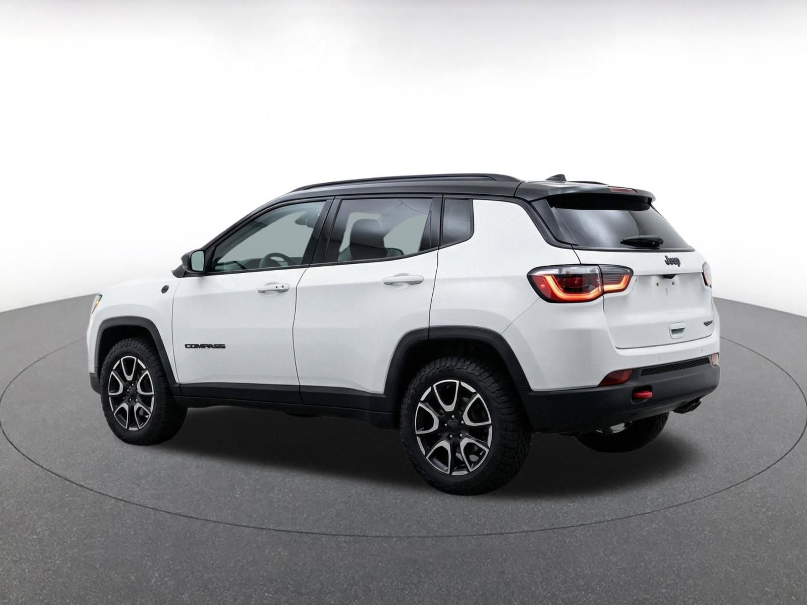 Thumbnail: 2025 Jeep Compass - 7