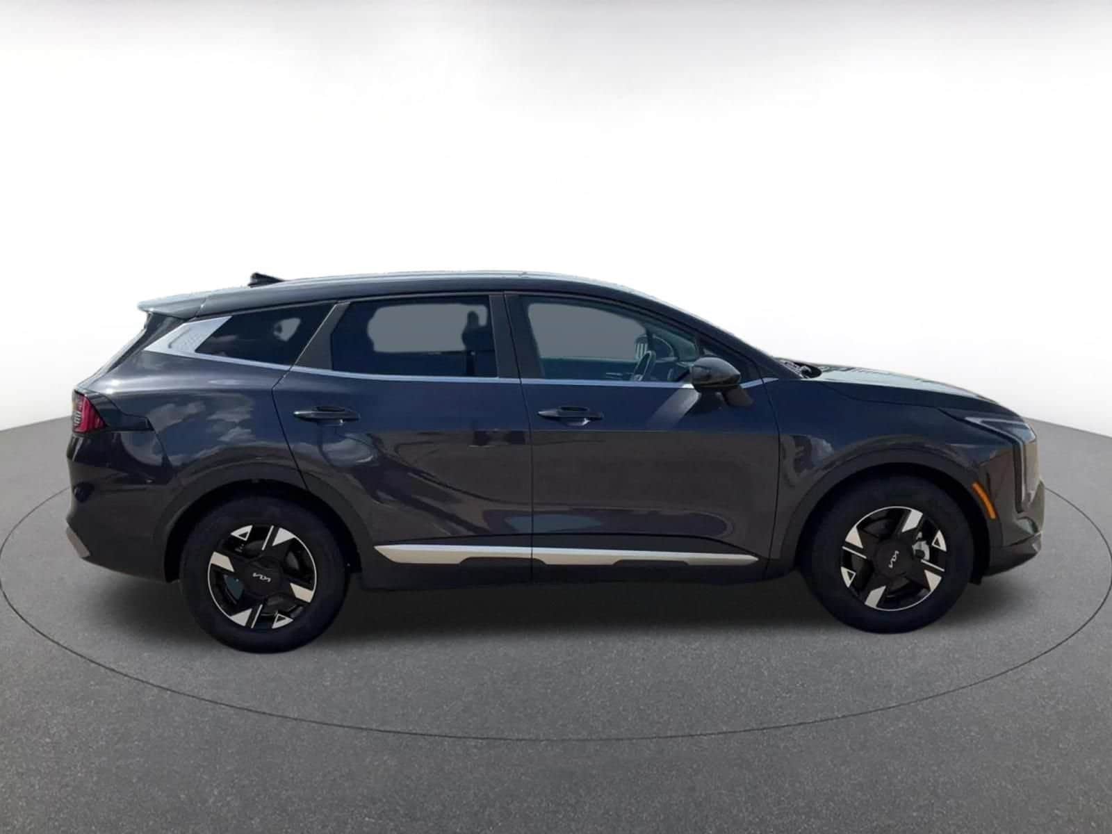 Thumbnail: 2026 Kia Sportage - 16