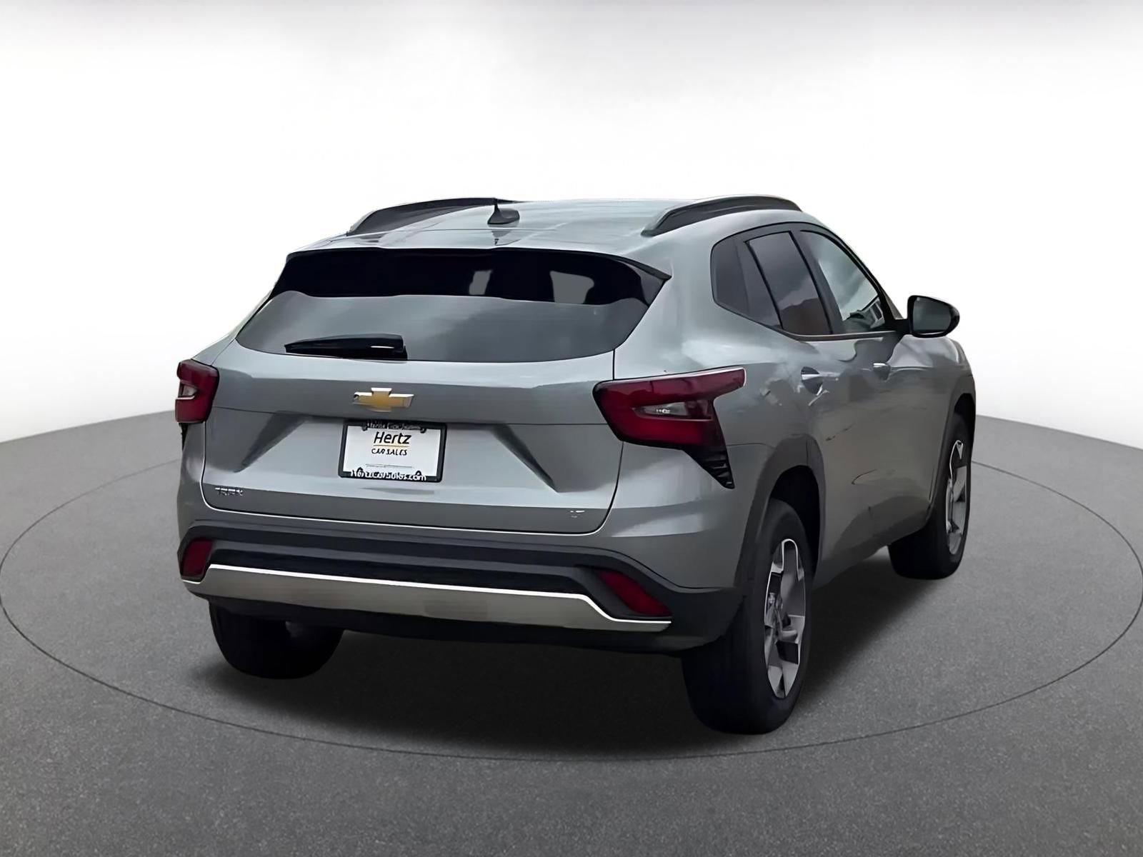 Thumbnail: 2025 Chevrolet Trax - 14