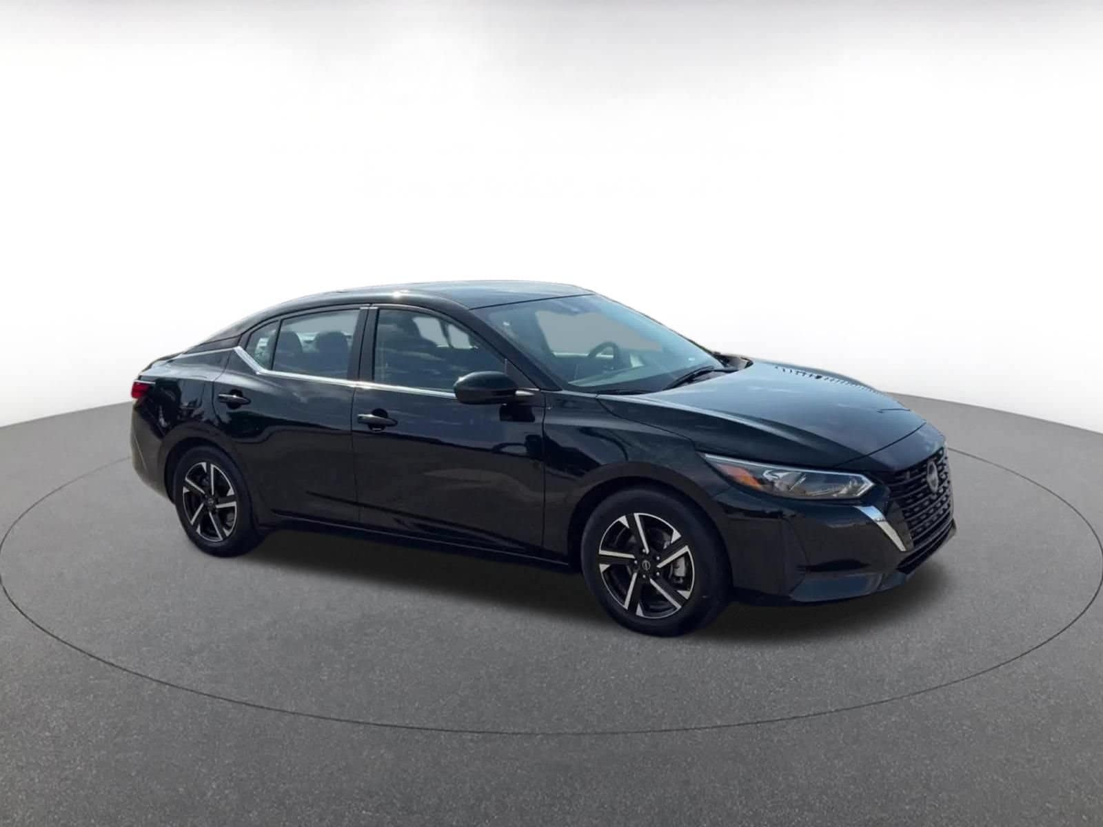 Thumbnail: 2025 Nissan Sentra - 2