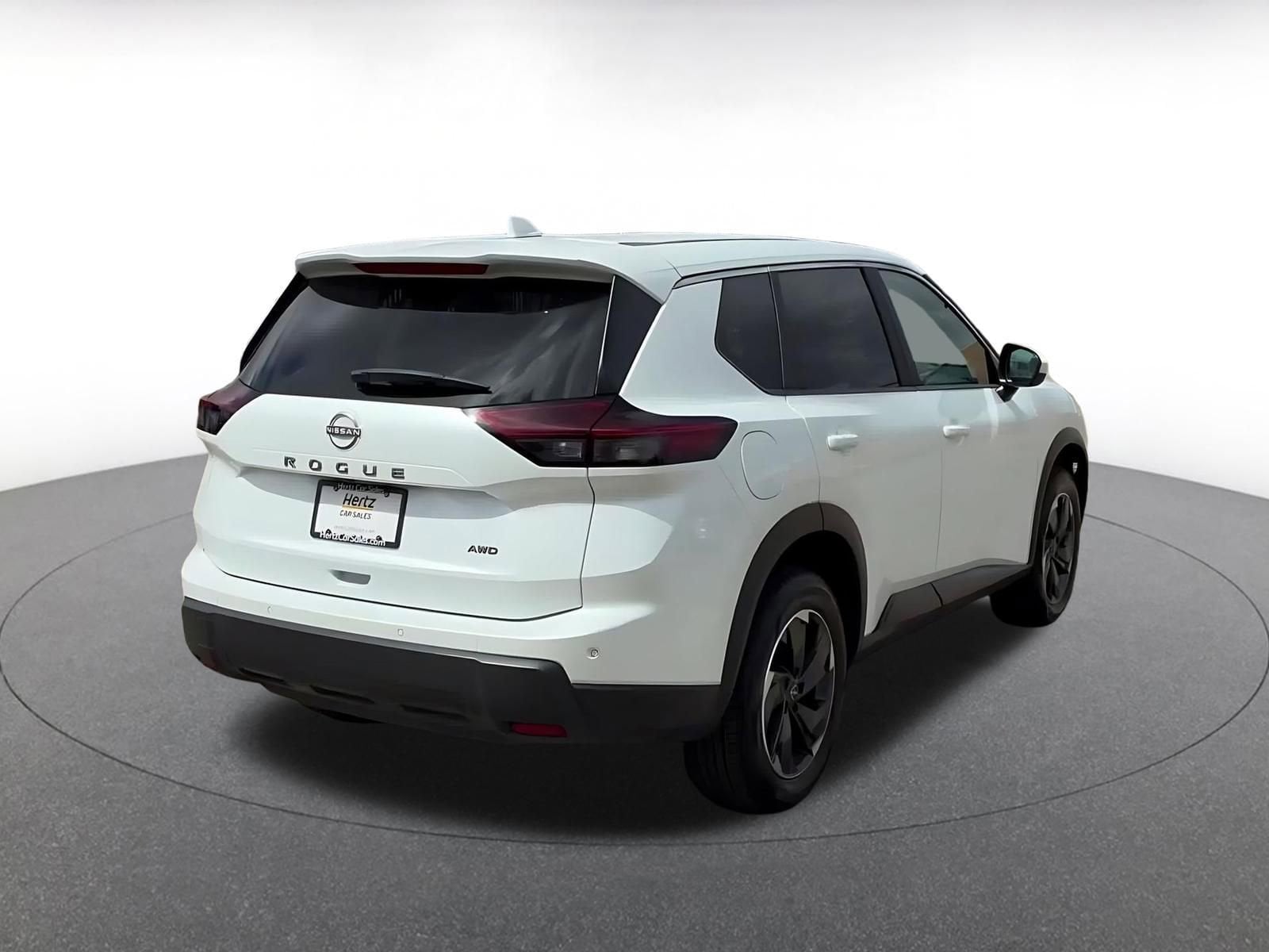 Thumbnail: 2025 Nissan Rogue - 14