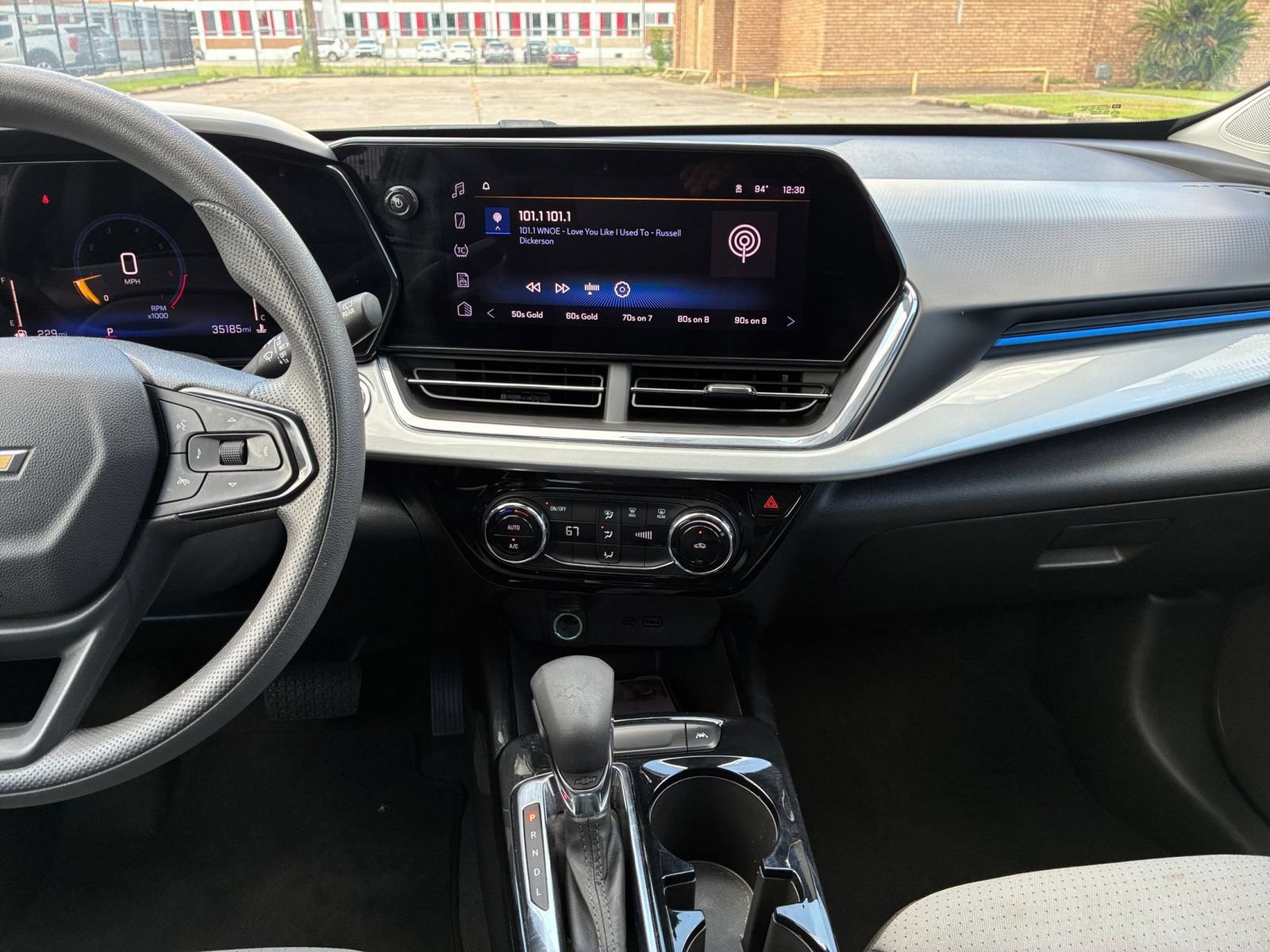 Thumbnail: 2025 Chevrolet Trax - 17