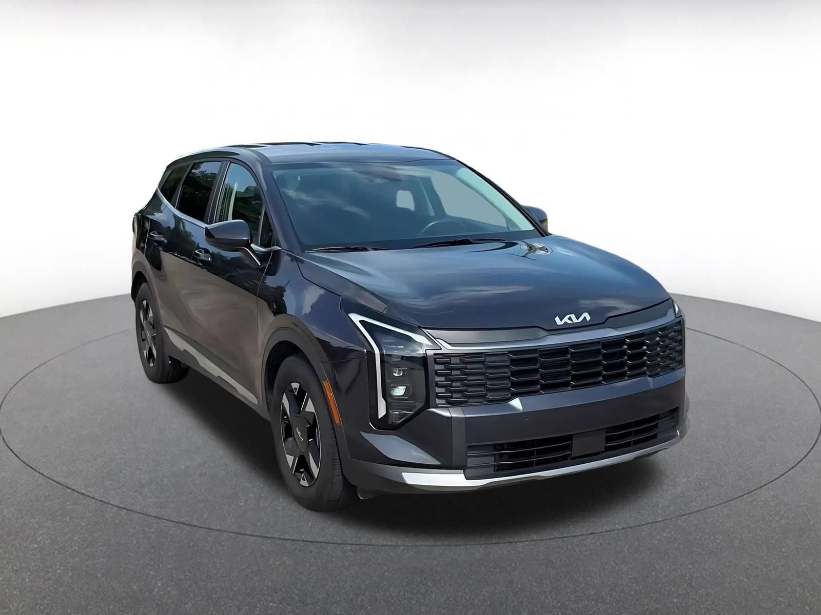 Thumbnail: 2026 Kia Sportage - 3
