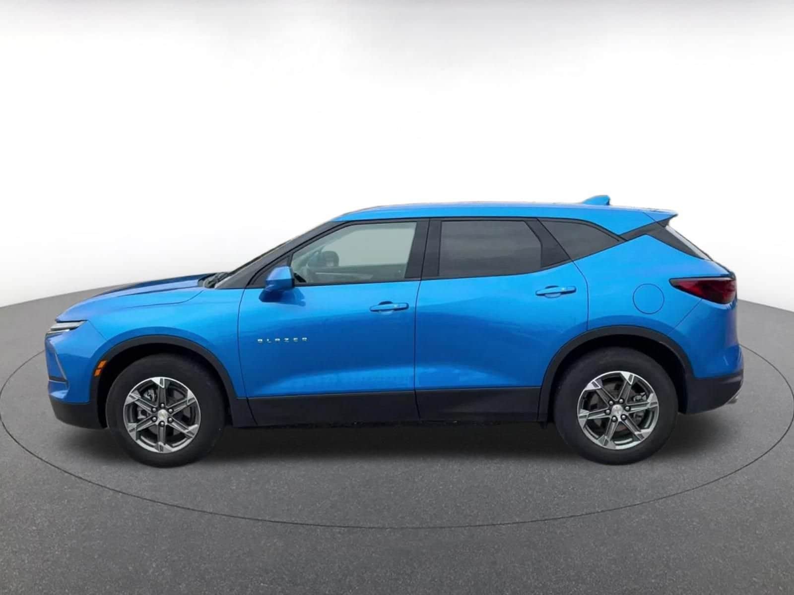 Thumbnail: 2025 Chevrolet Blazer - 9