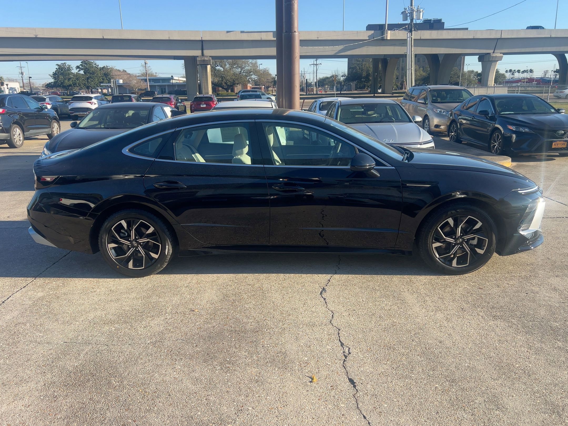 Thumbnail: 2025 Hyundai Sonata - 4