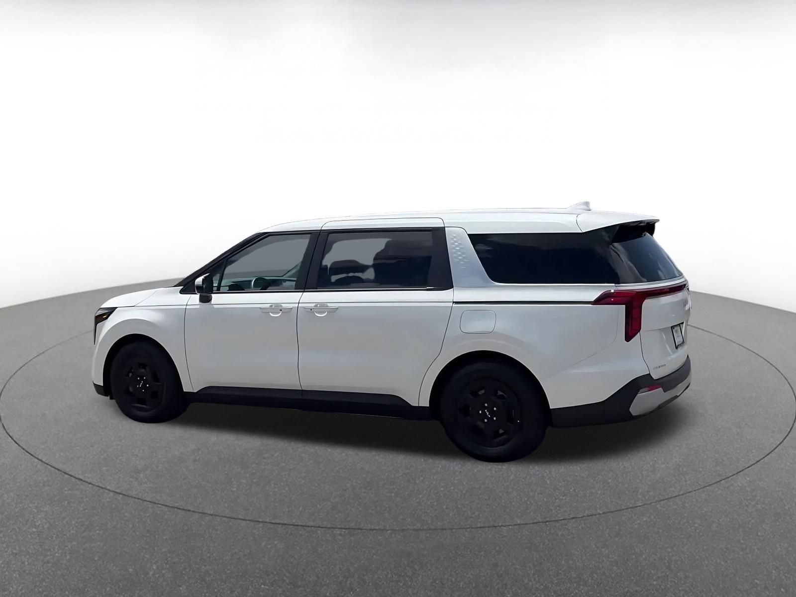 Thumbnail: 2026 Kia Carnival - 10