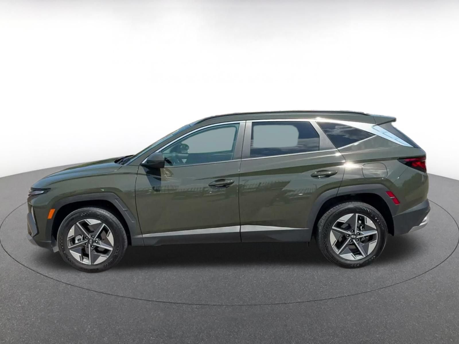 Thumbnail: 2026 Hyundai Tucson - 8
