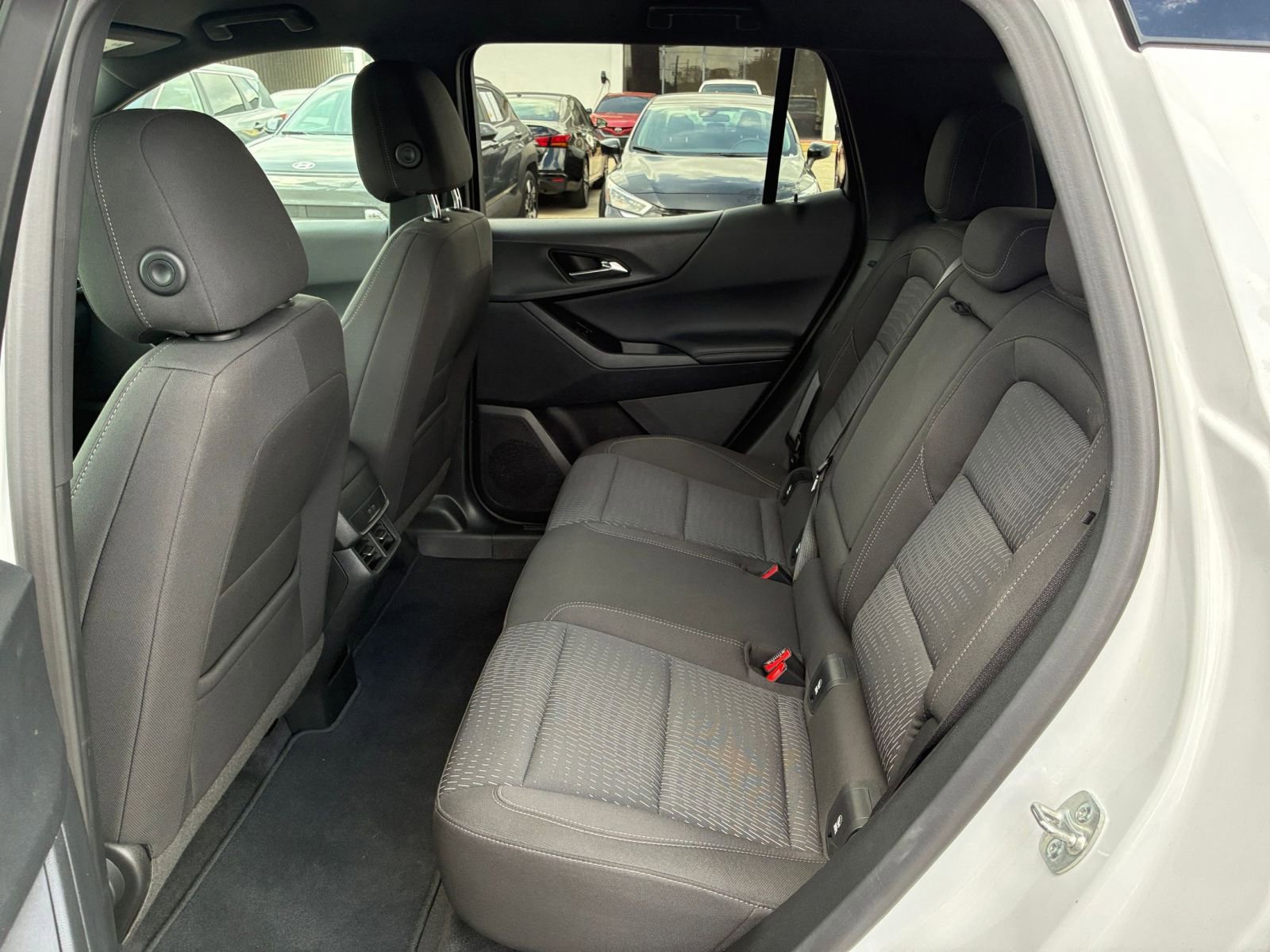 Thumbnail: 2025 Chevrolet Equinox - 25