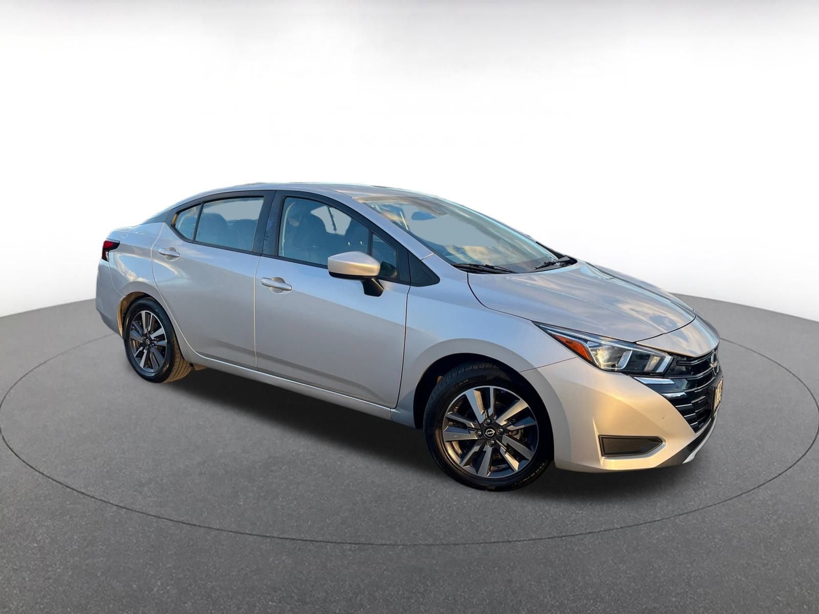 2023 Nissan Versa Sedan SV