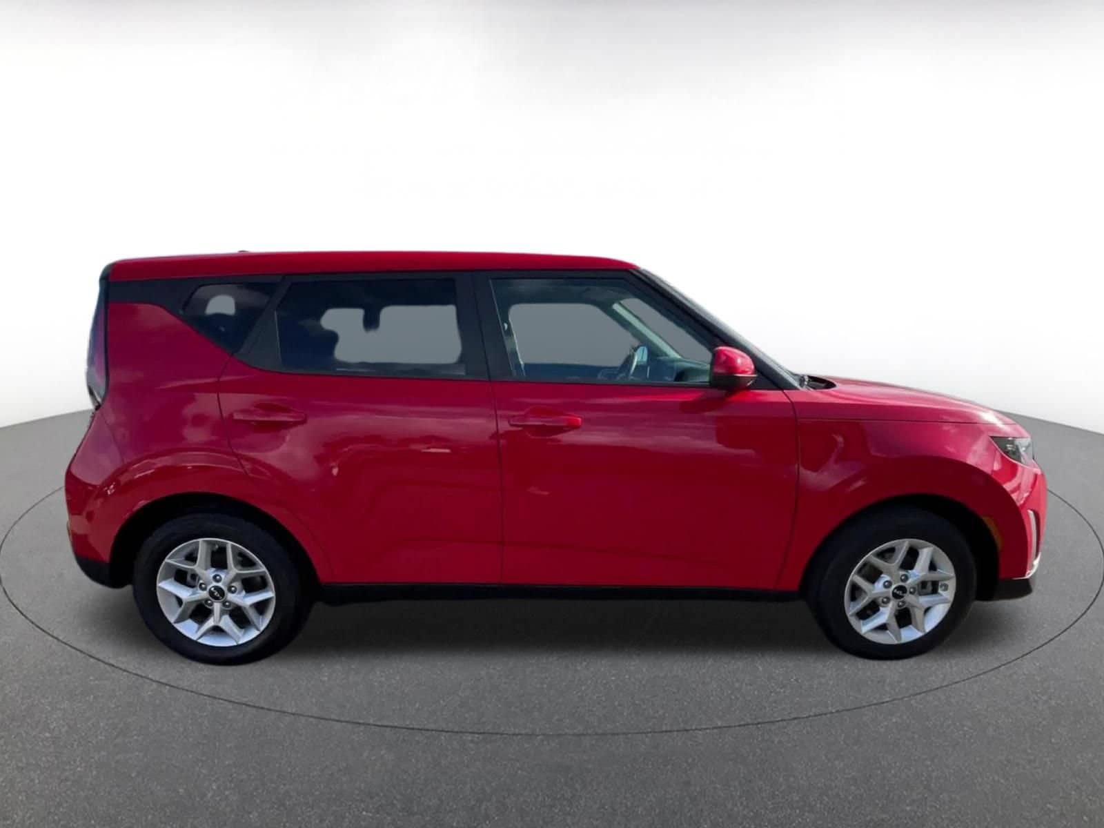Thumbnail: 2025 Kia Soul - 16