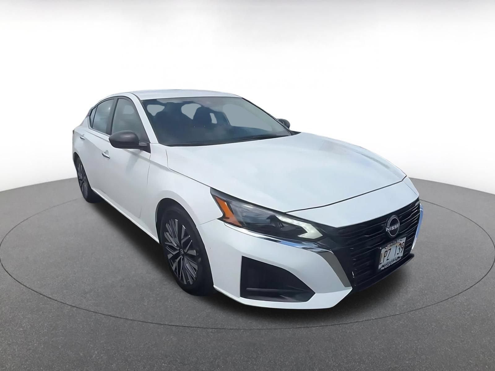 Thumbnail: 2025 Nissan Altima - 3