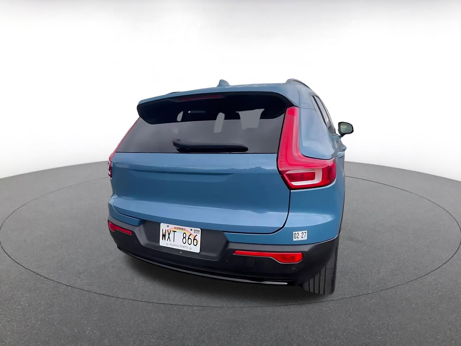 Thumbnail: 2024 Volvo XC40 - 14