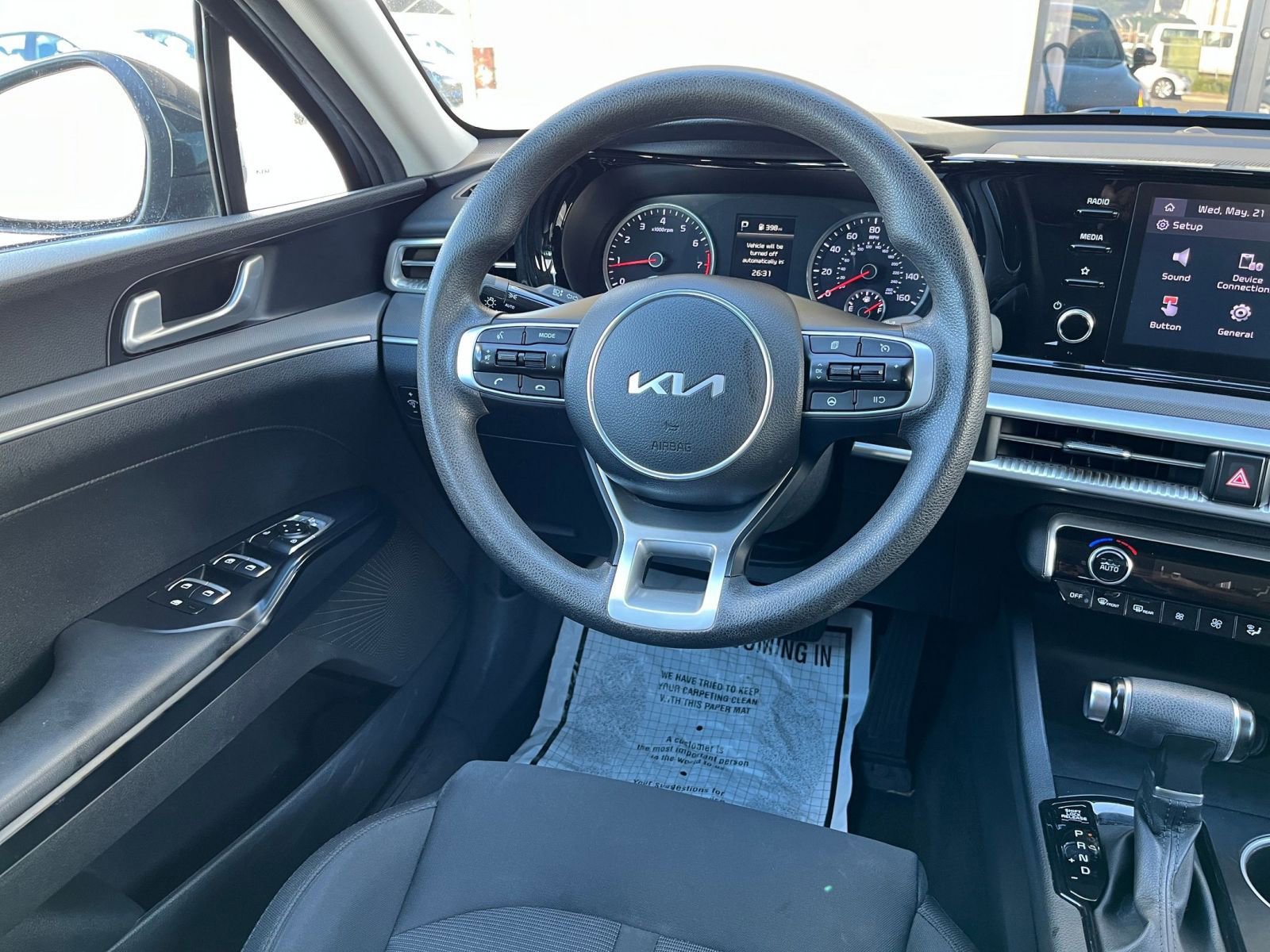 Thumbnail: 2023 Kia K5 - 32