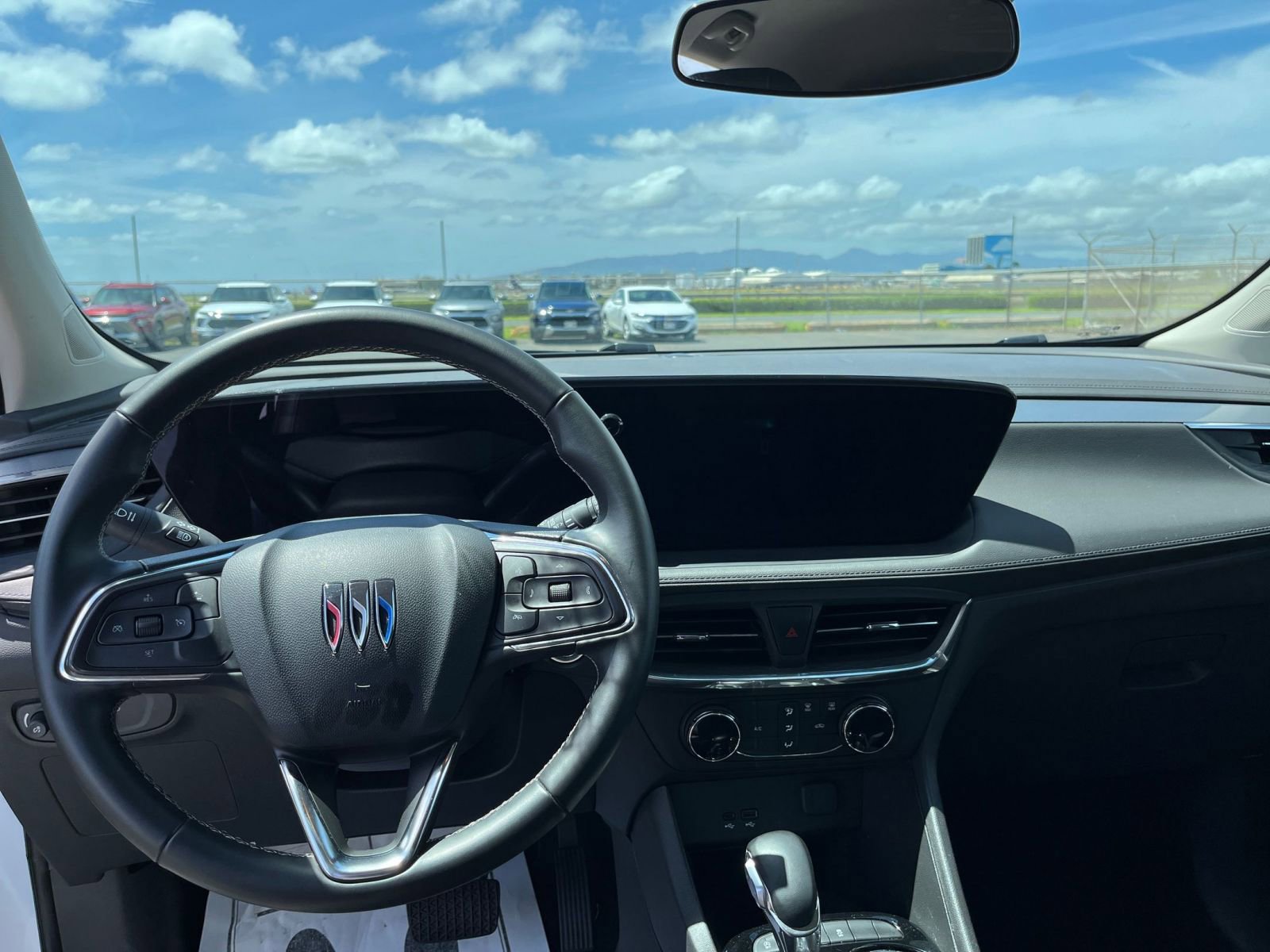 Thumbnail: 2025 Buick Encore GX - 32