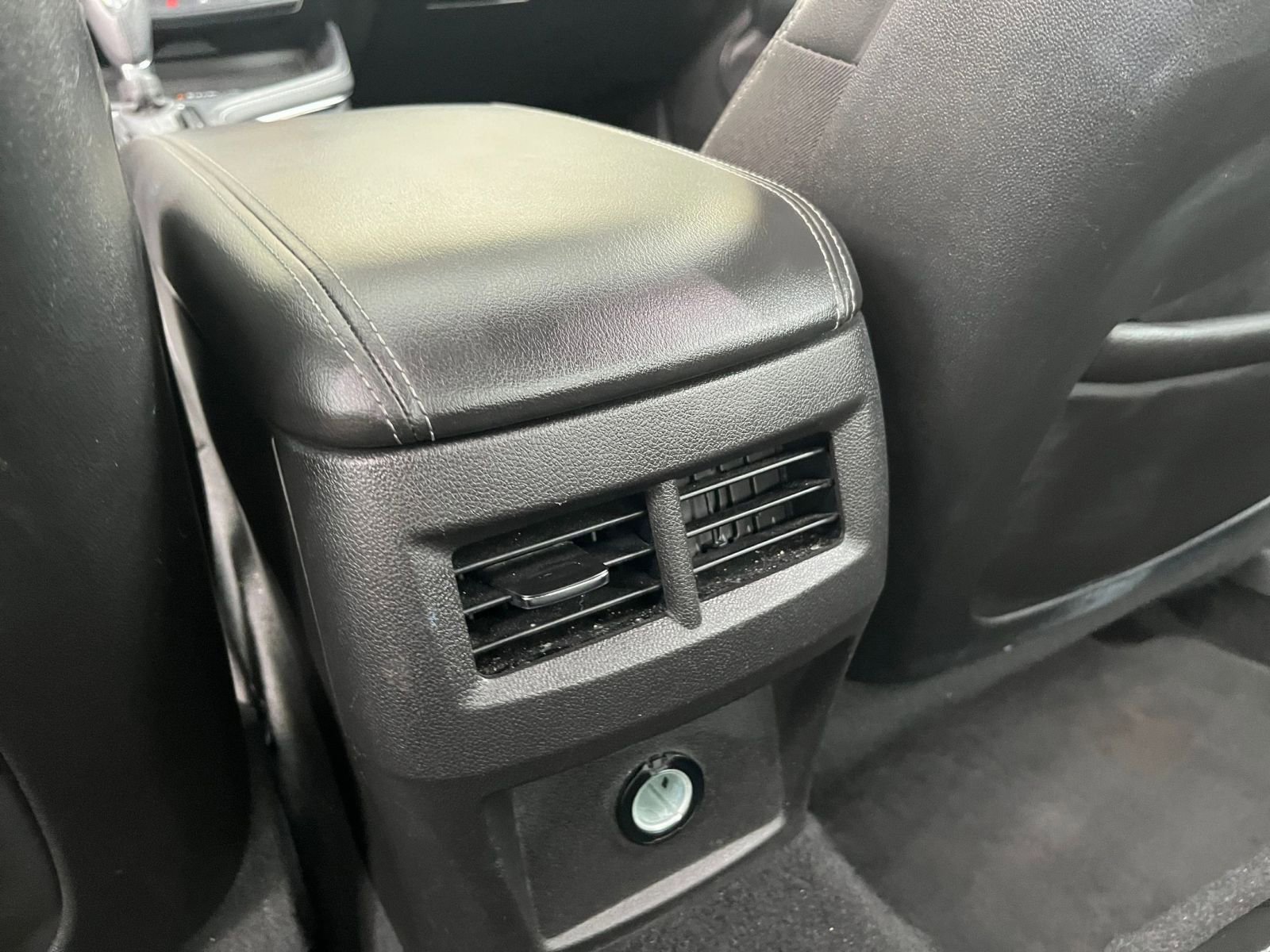 Thumbnail: 2023 Cadillac CT4 - 24