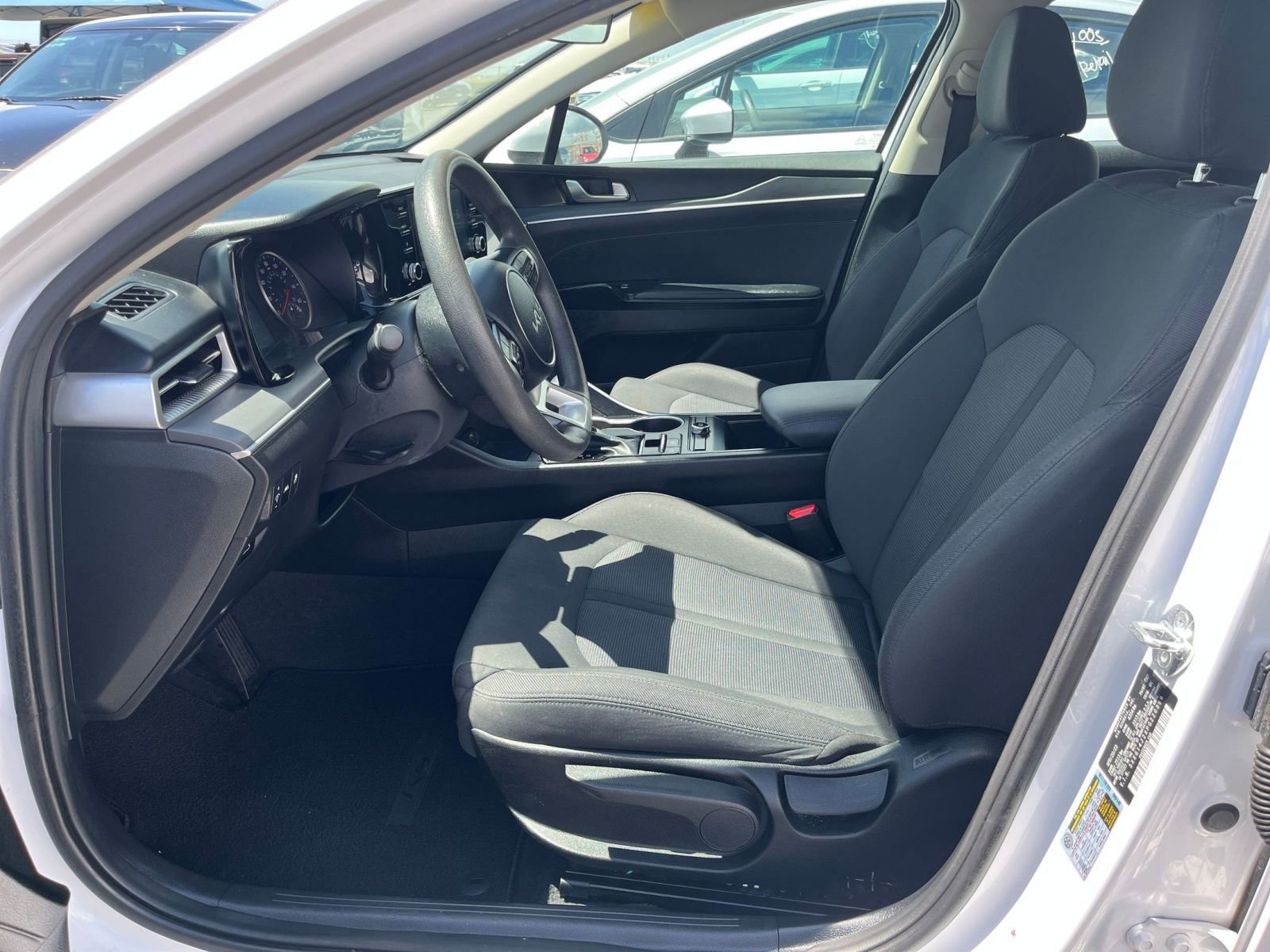 Thumbnail: 2023 Kia K5 - 24